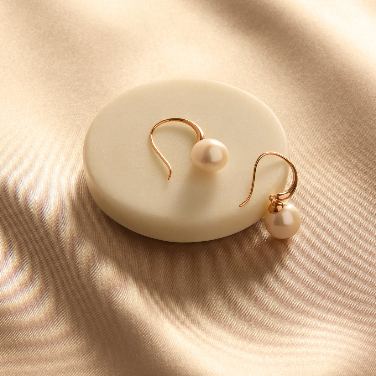 NAJO Ocean Glow Pearl Earrings Rose Gold Plated