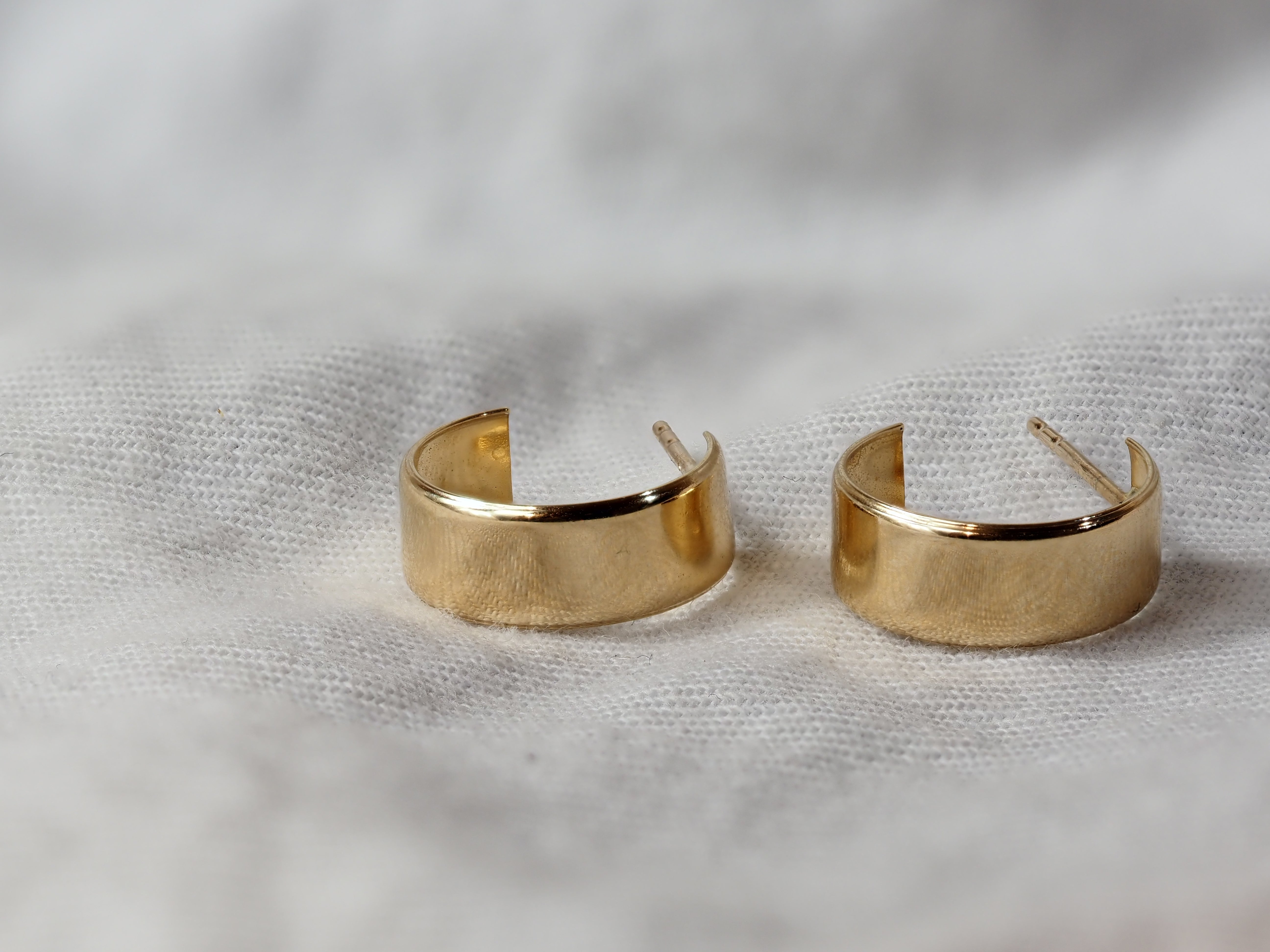 9ct Yellow Gold Flat Half Hoop Stud Earrings