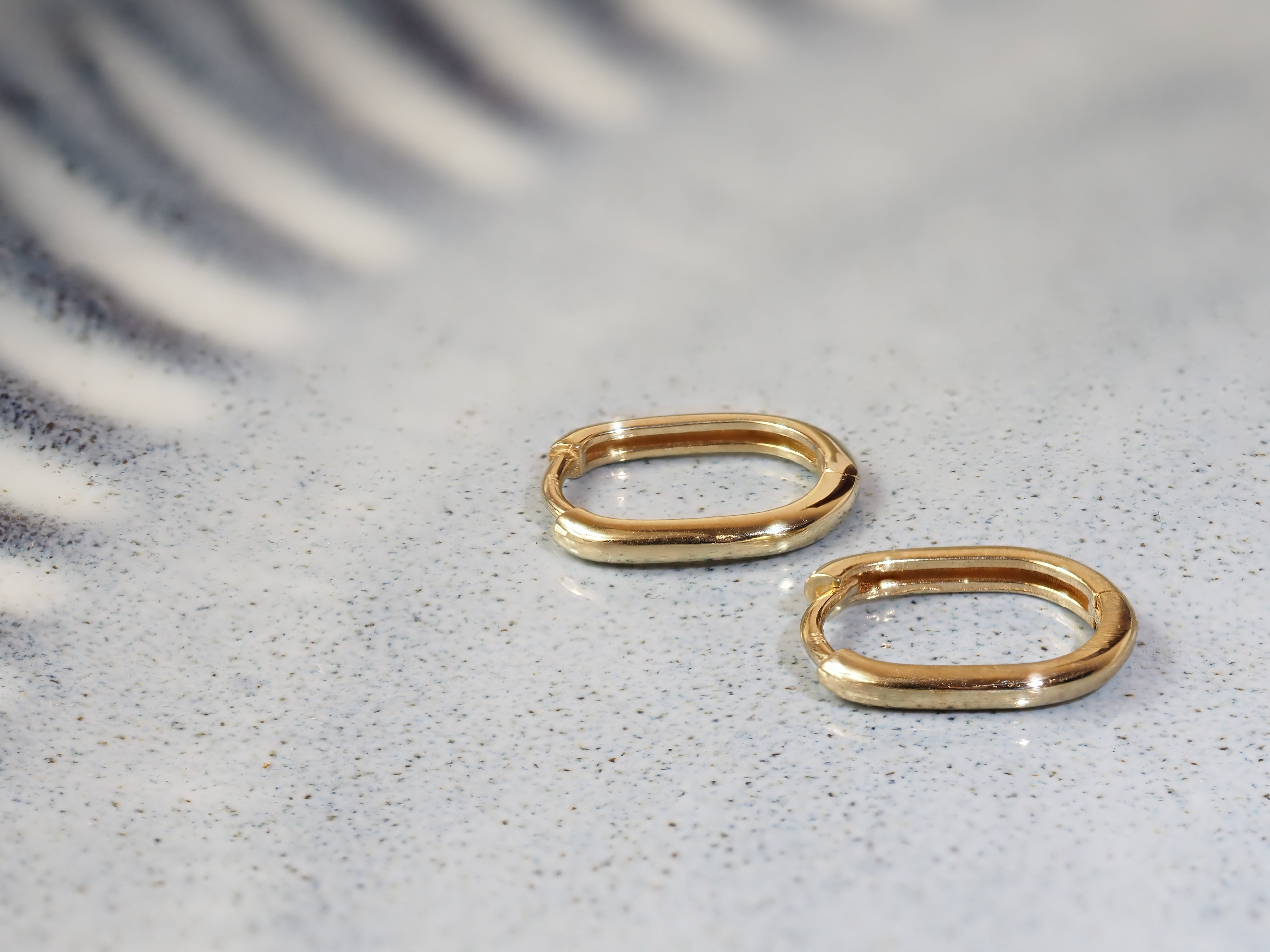 9ct Yellow Gold Paperclip Square Huggie Earrings