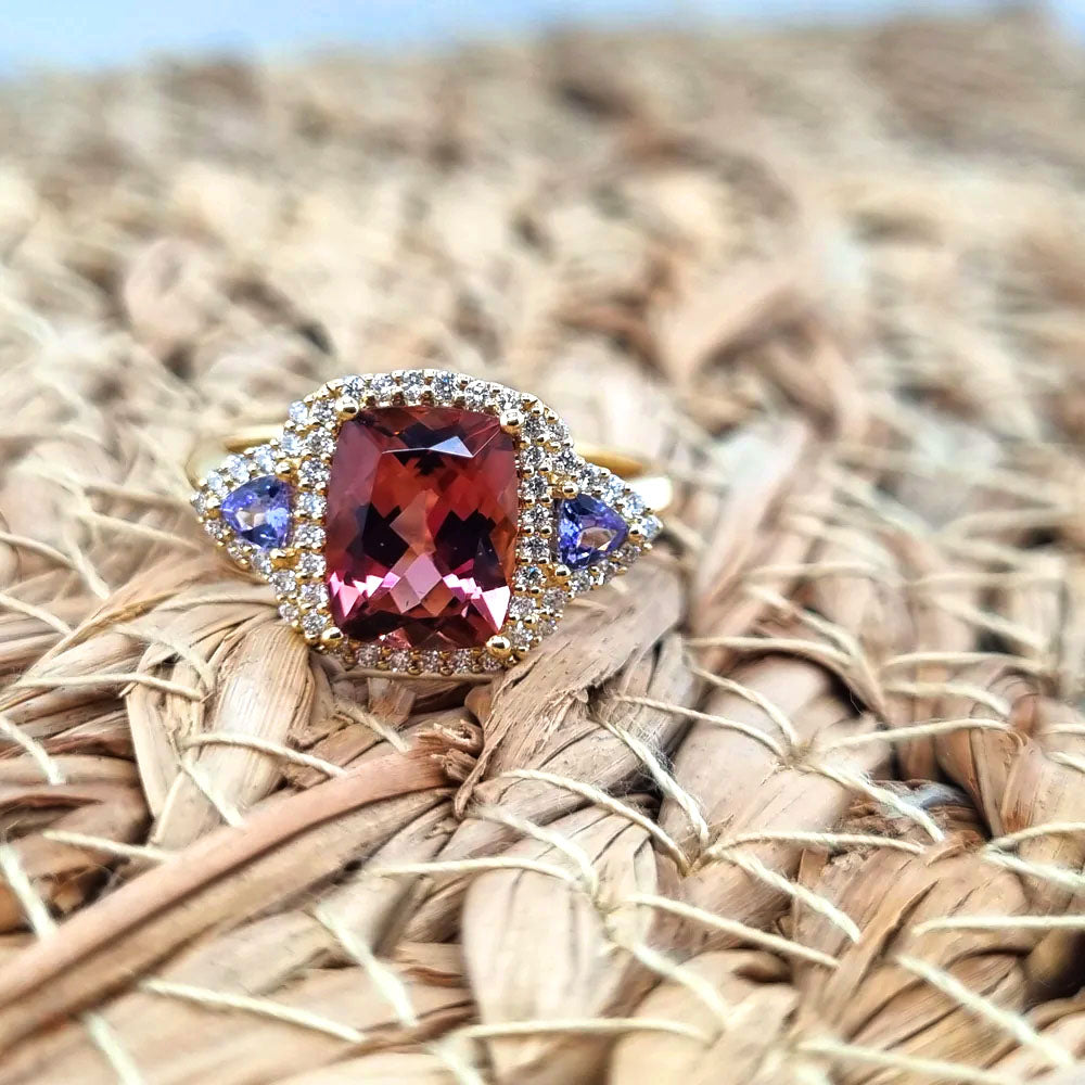 18ct Yellow Gold Pink Tourmaline & Tanzanite Ring