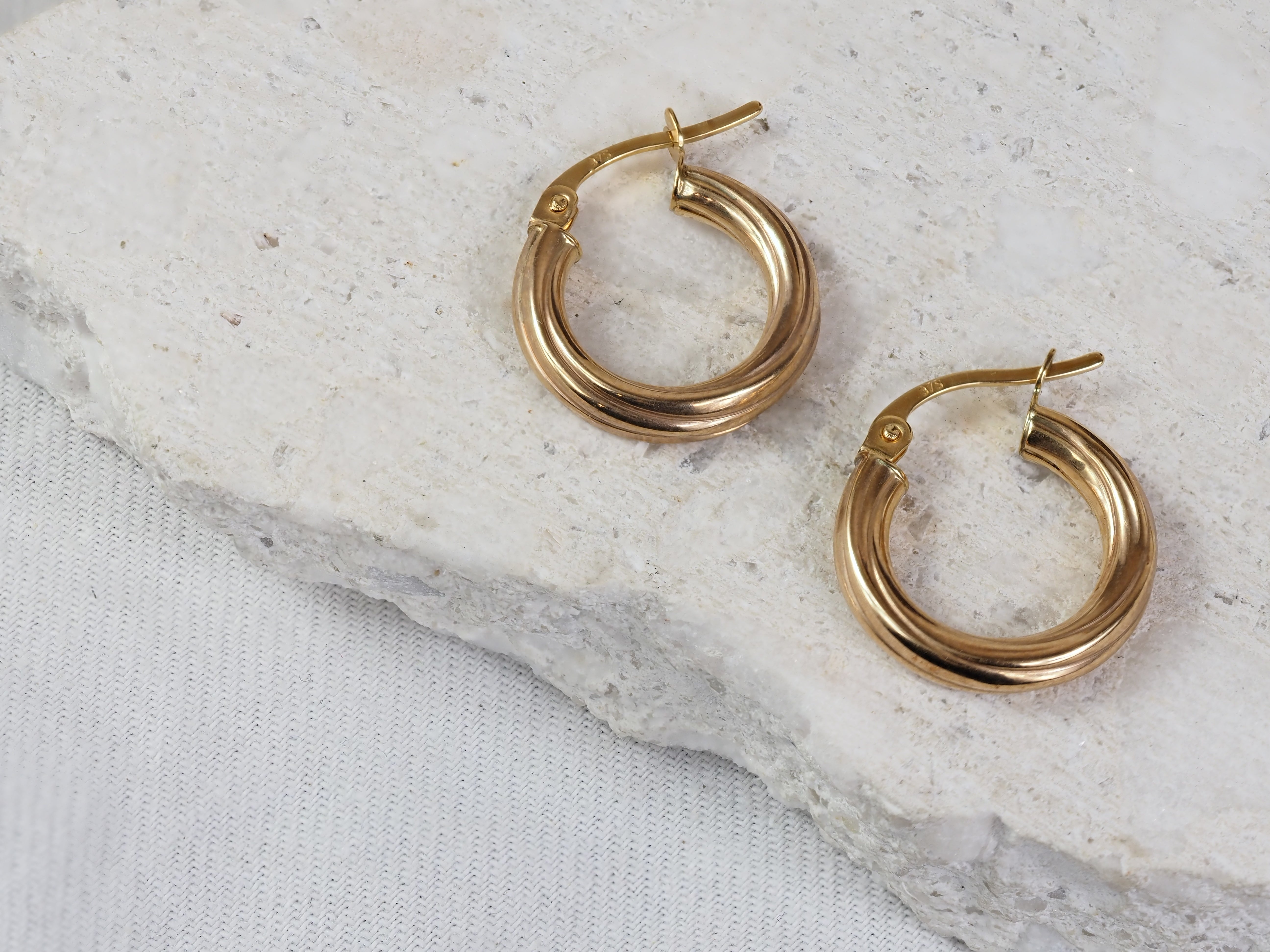9ct Yellow Gold Twist Hoop Earrings, 10mm