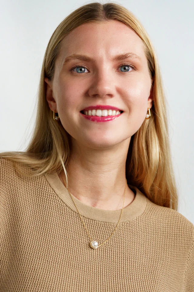 Georgini Adagio Nine-2-Five Yellow Gold Plated Pearl Oval Hoop Earrings