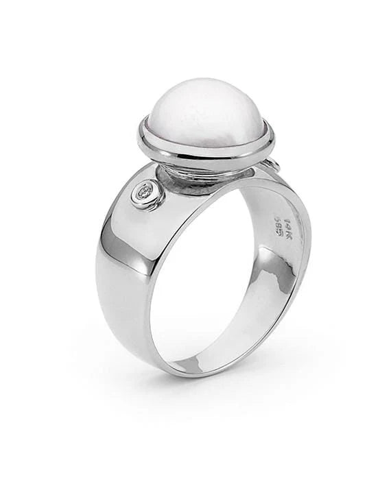Sterling Silver Mabe Pearl and Cubic Zirconia Ring