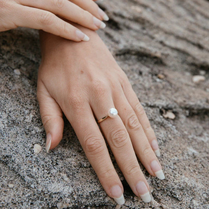 9ct Yellow Gold 8mm Freshwater Pearl ring