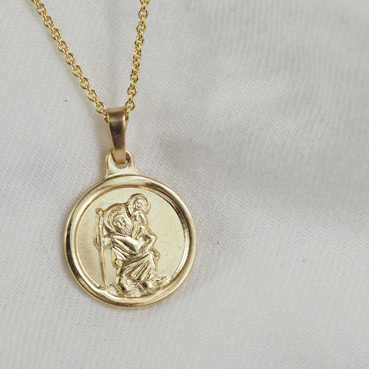9ct Yellow Gold Round St Christopher Charm