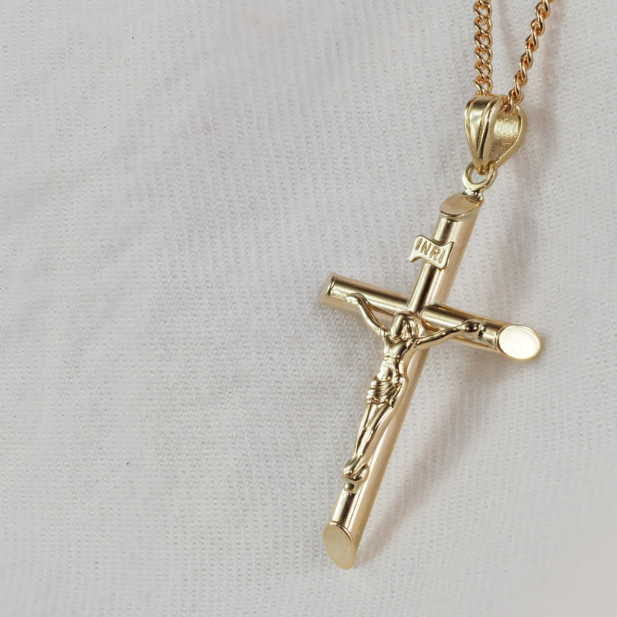 9ct Yellow Gold Hollow Crucifix, 28mm