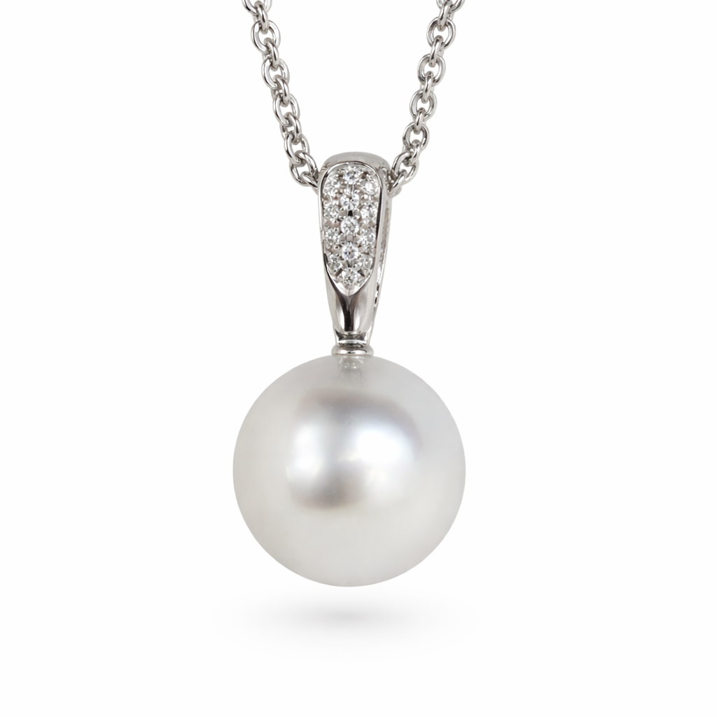 Autore 18ct White Gold South Sea Pearl and Diamond Pendant, 13mm
