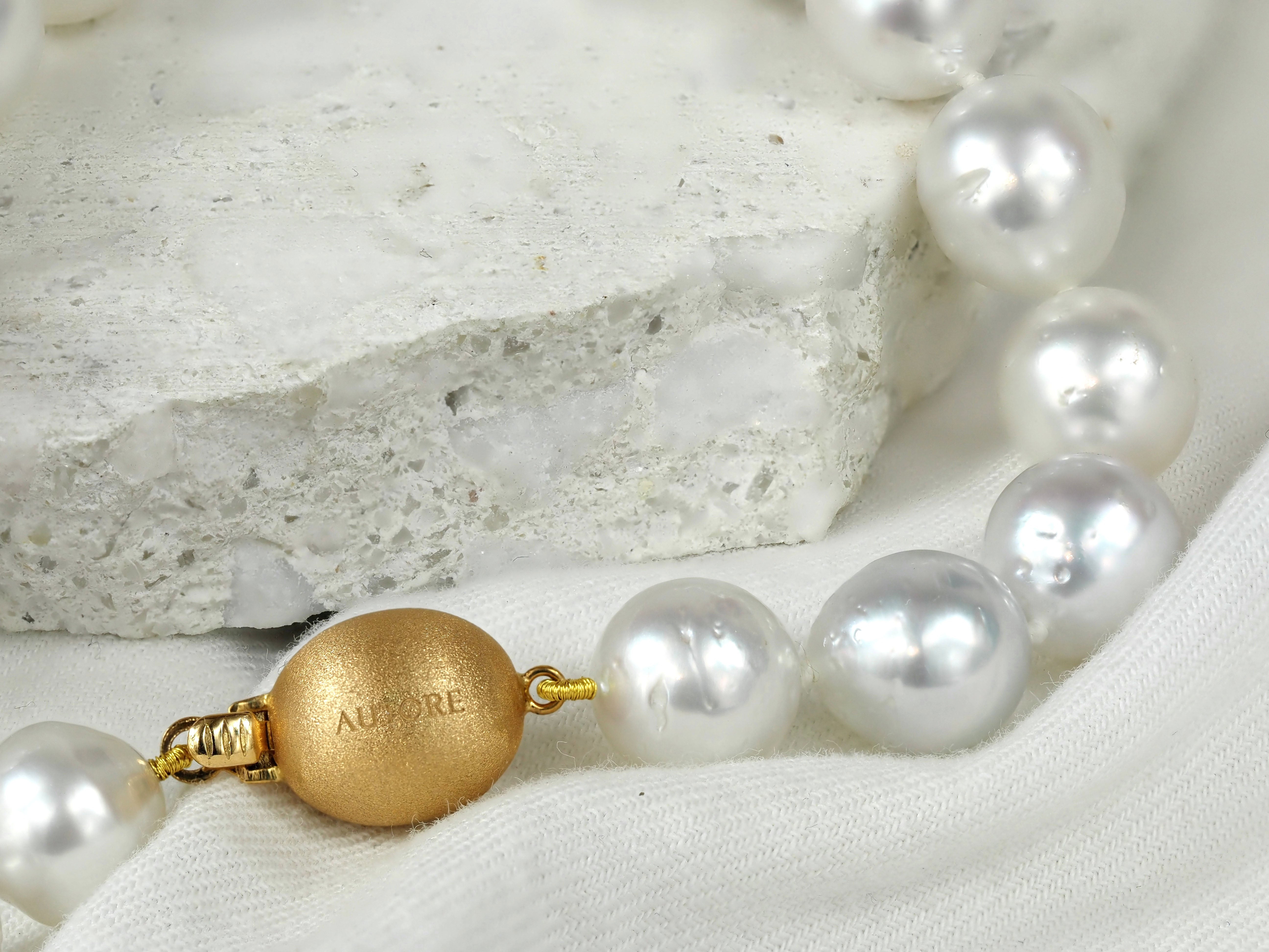 Autore 18ct Yellow Gold South Sea Pearl Strand, 10-11mm