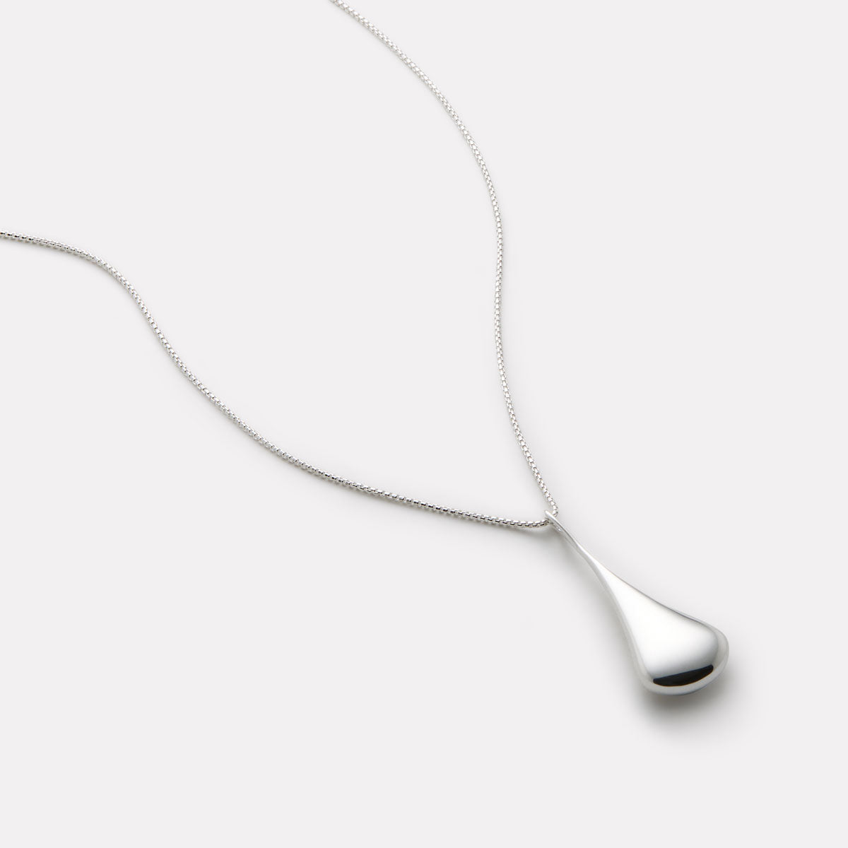 NAJO Weeping Widow Necklace