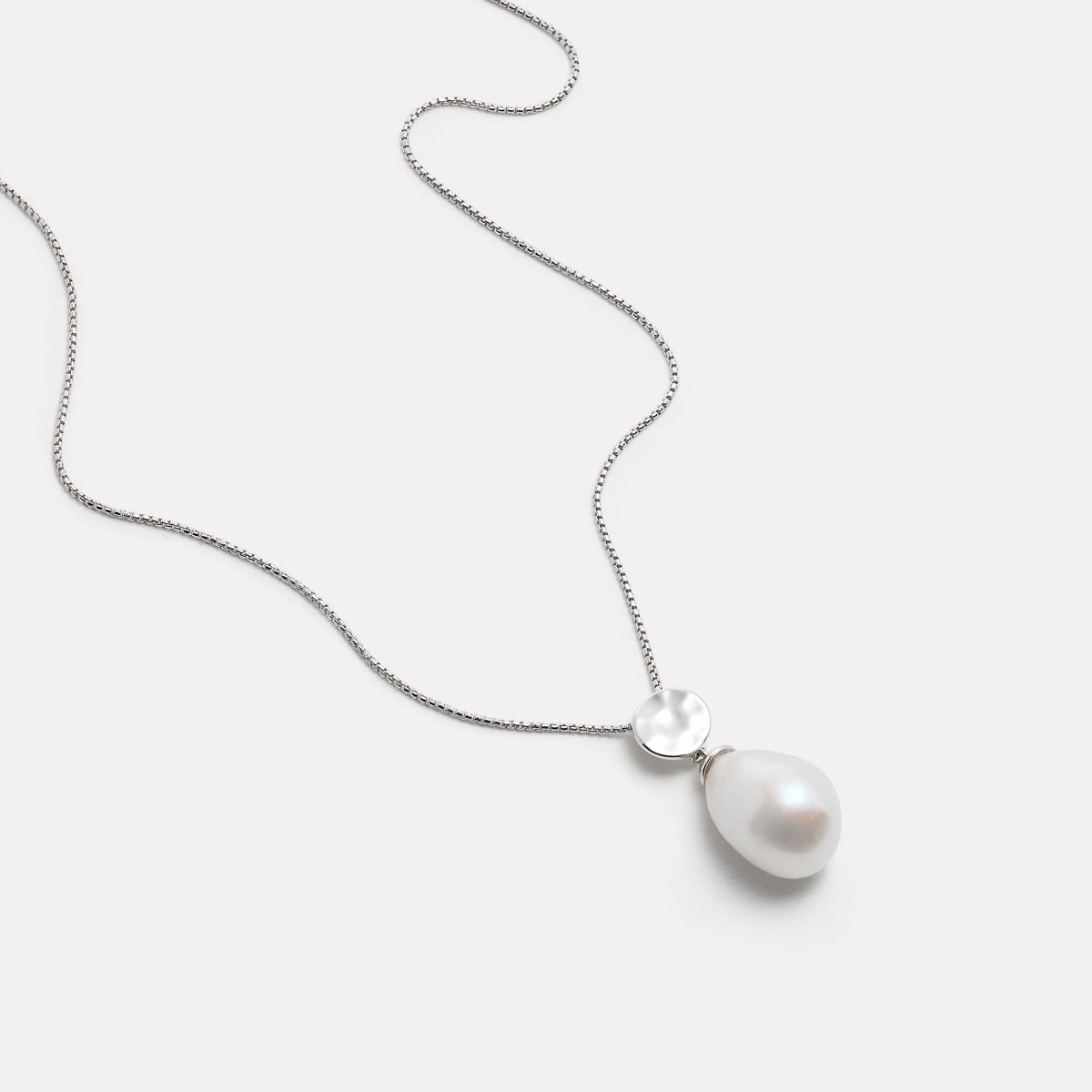 NAJO Ocean Drift Pearl Necklace Silver