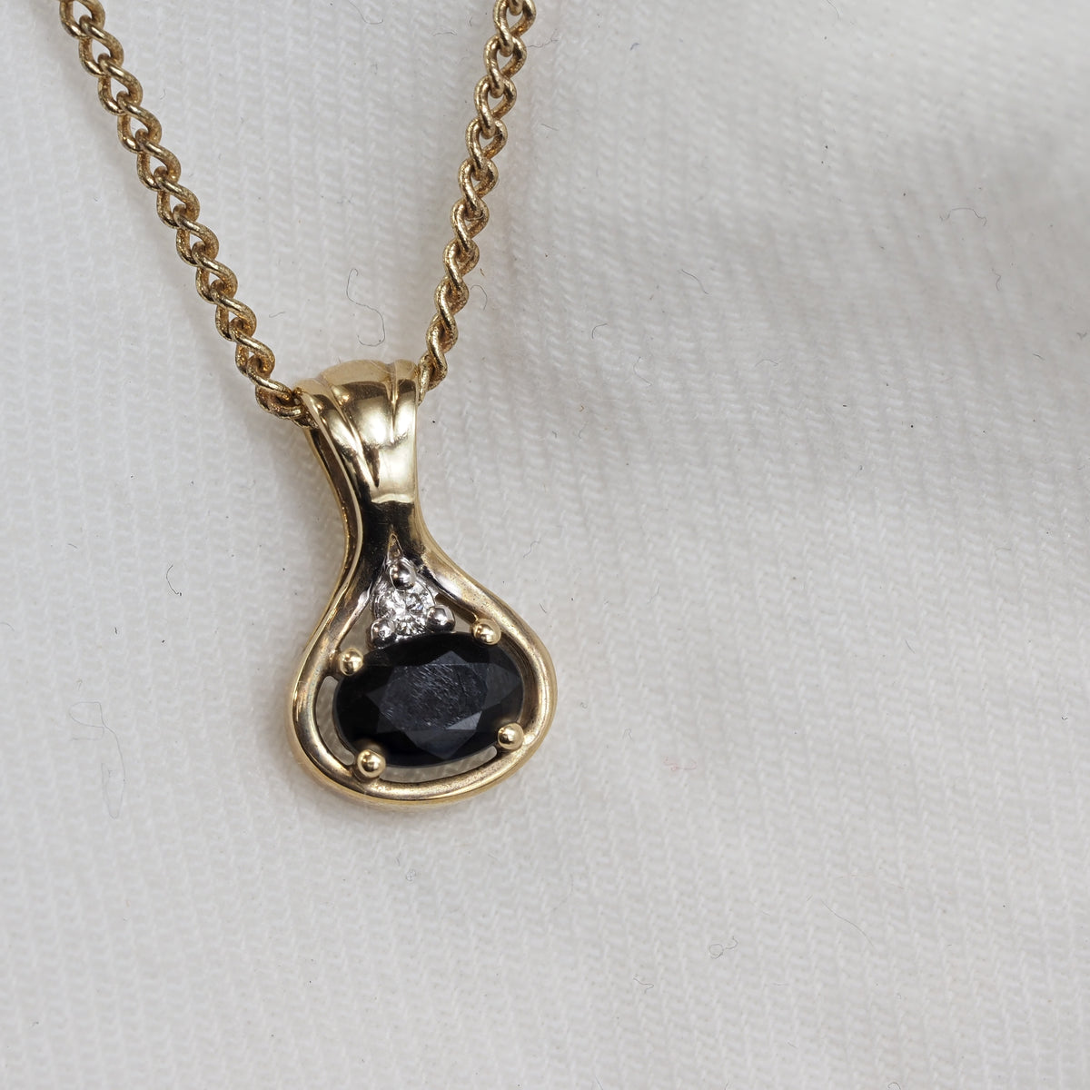 9ct Yellow Gold Sapphire and Diamond pendant