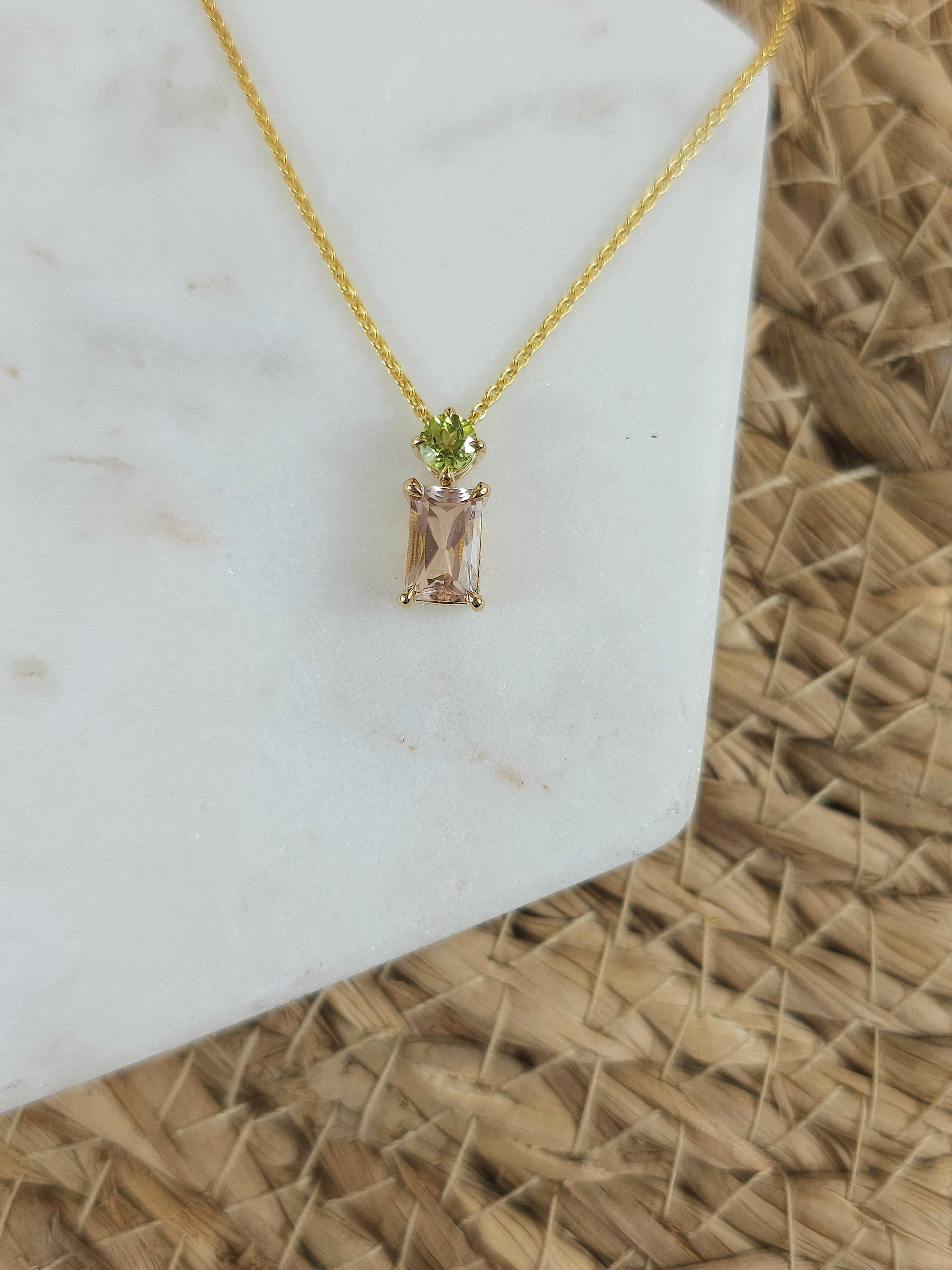 9ct Yellow Gold Morganite and Peridot pendant