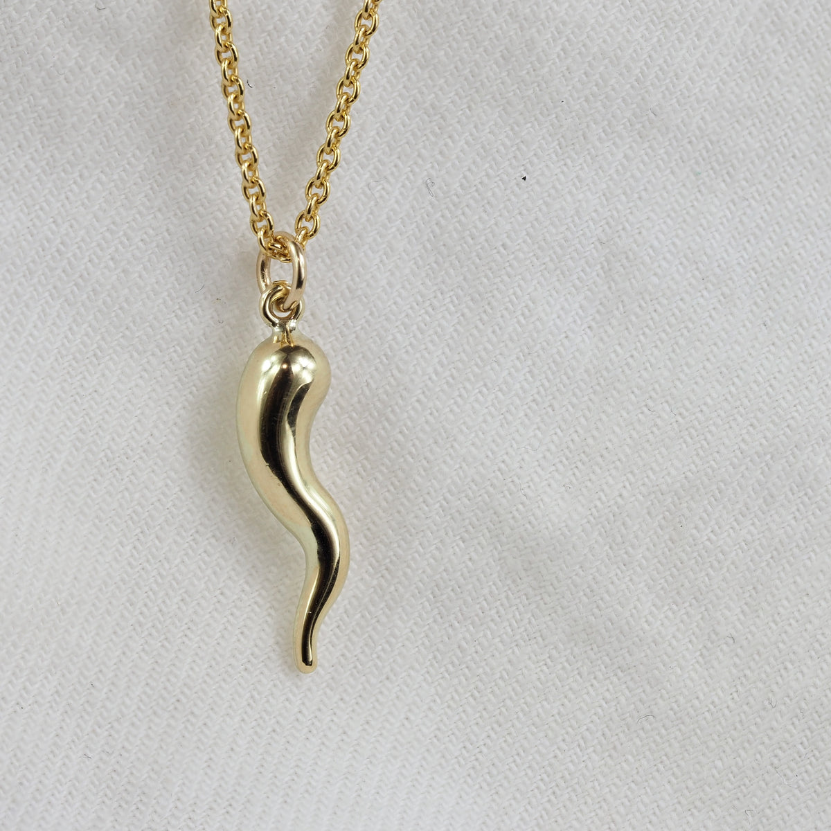 9ct Yellow Gold Horn of Plenty, 16mm