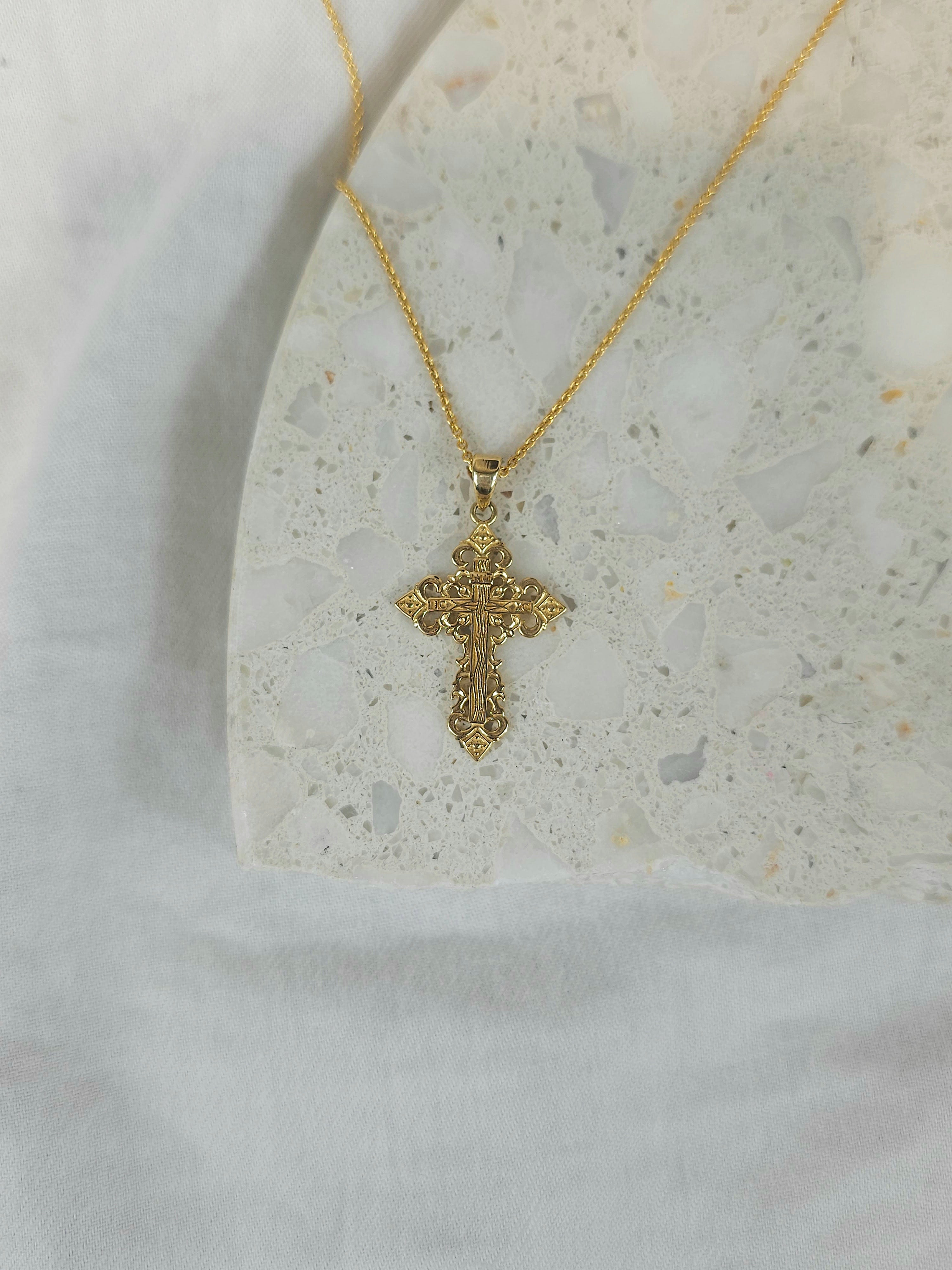 9ct Yellow Gold Antique Style Cross