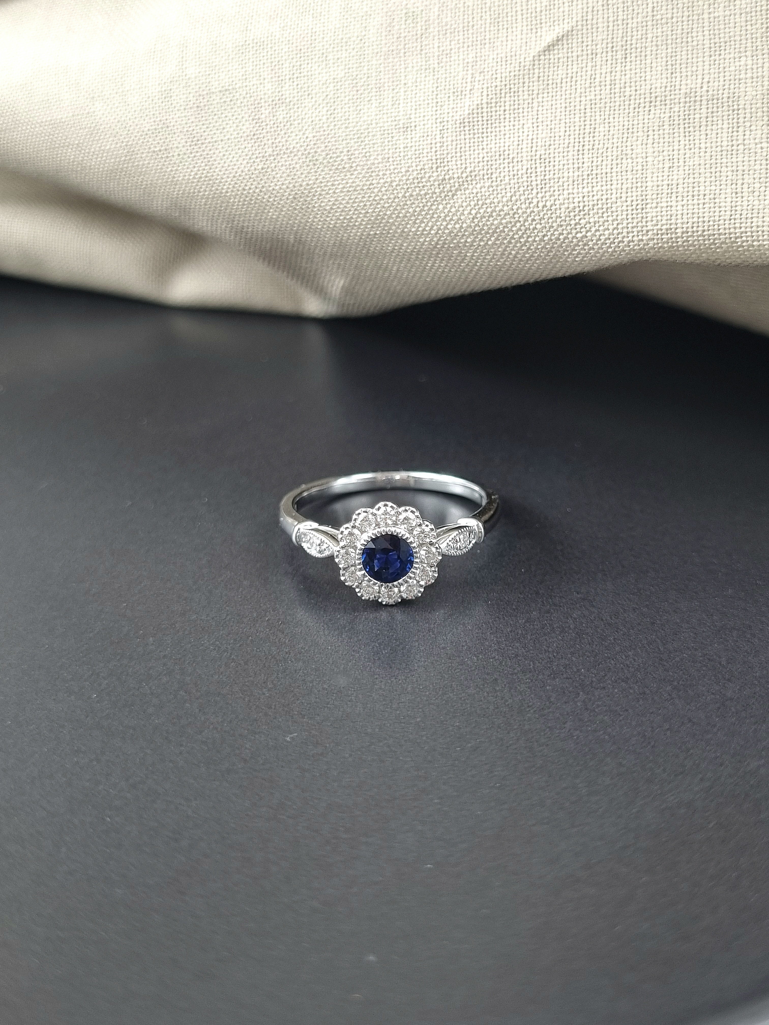 18ct White Gold Natural Sapphire and Diamond ring
