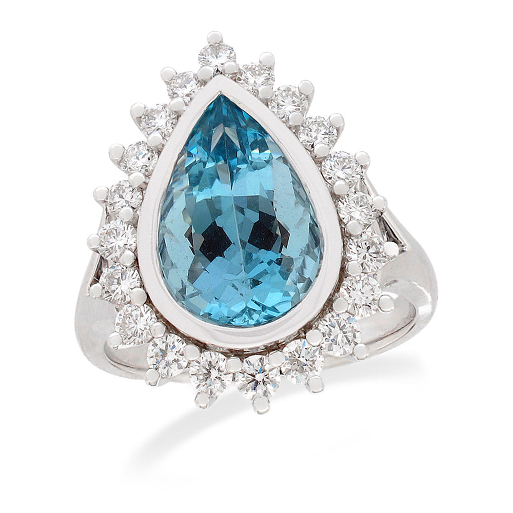 18ct White Gold, 3.65ct Natural Aquamarine & Diamond ring, 0.77 carats total.