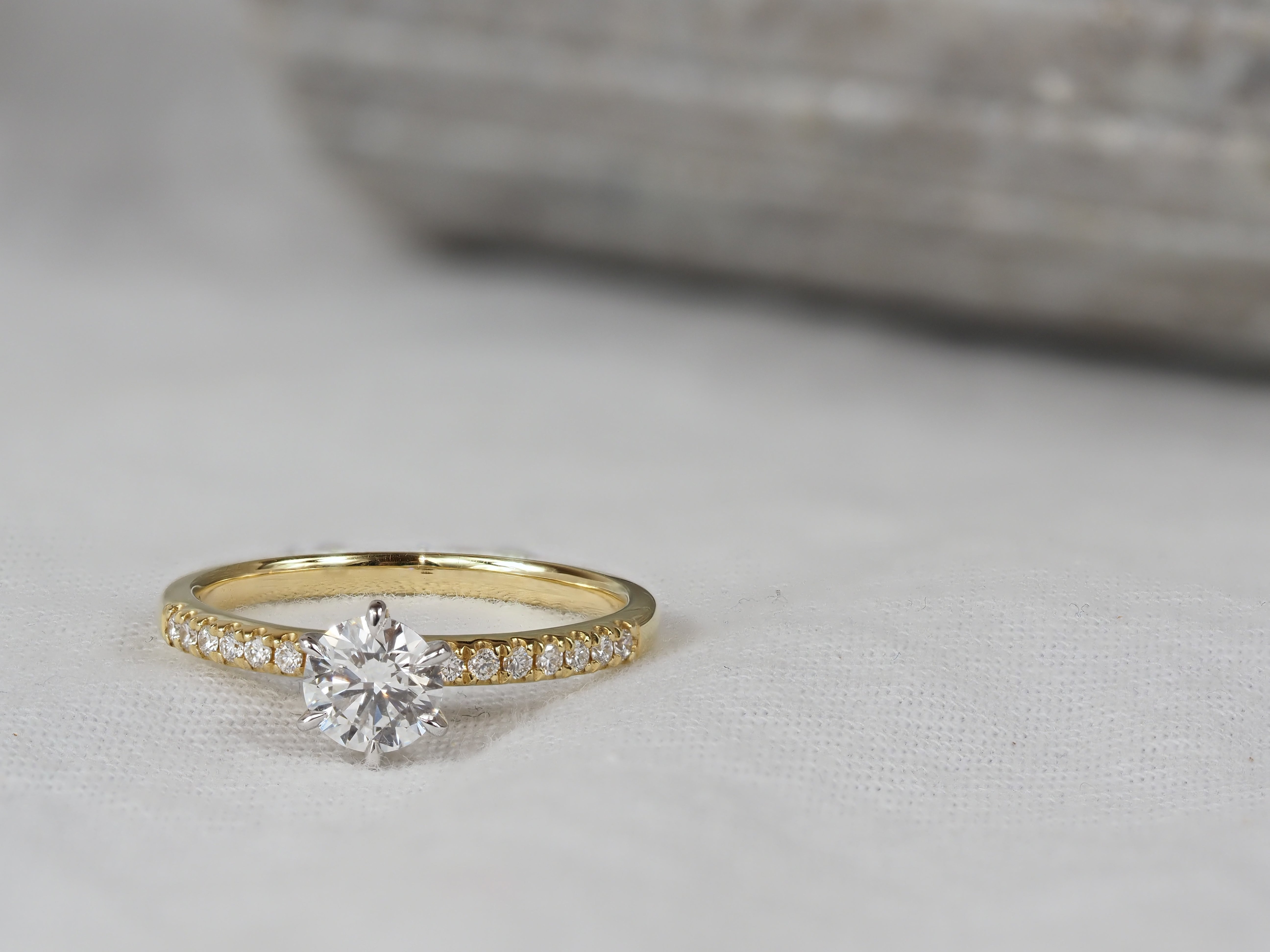 18ct Yellow and White Gold Round Brillant Cut Diamond Engagement Ring, 0.59ct Centre