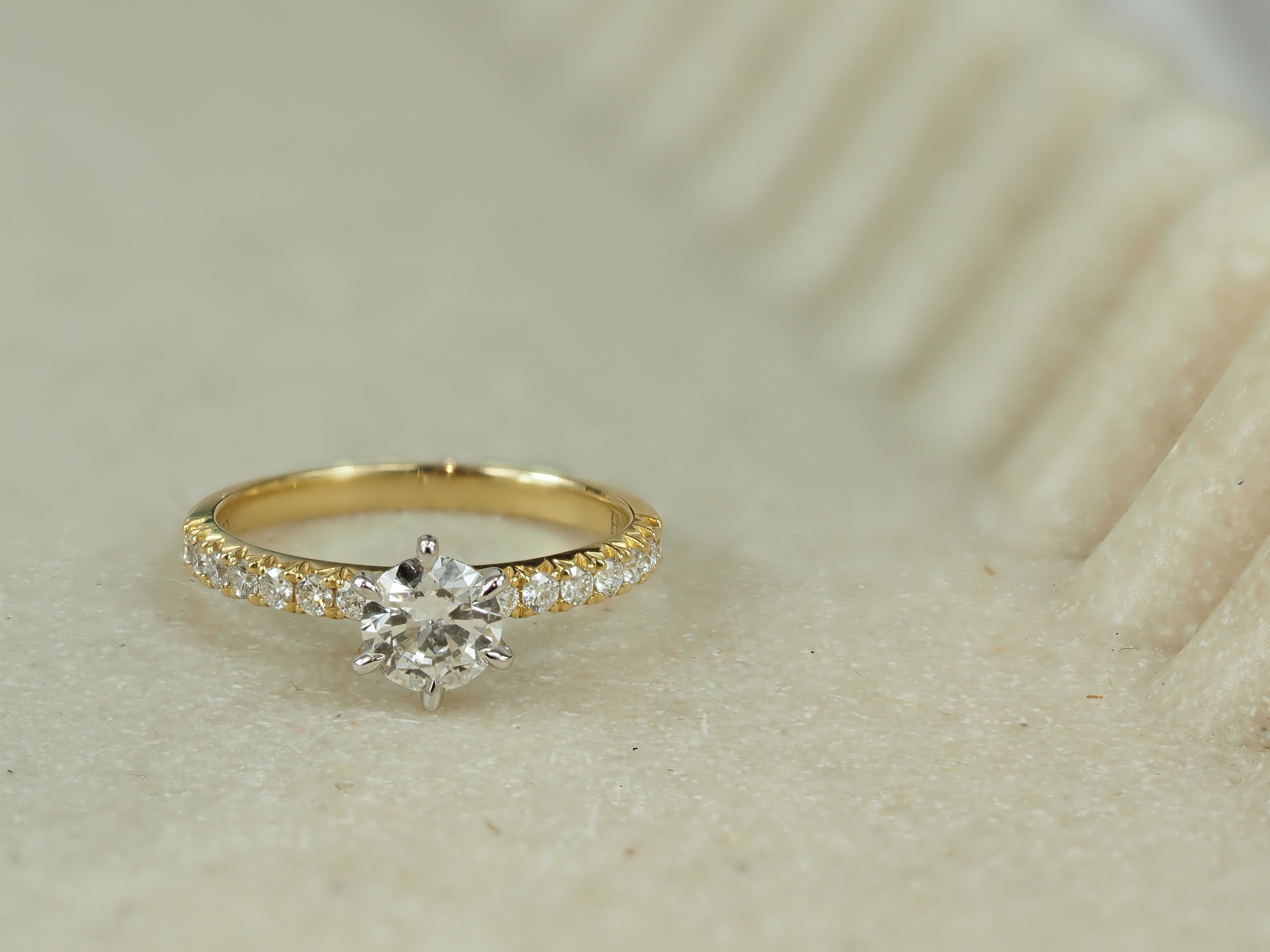 18ct Yellow and White Gold Round Brillant Cut Diamond Engagement Ring, 0.70 carat Centre