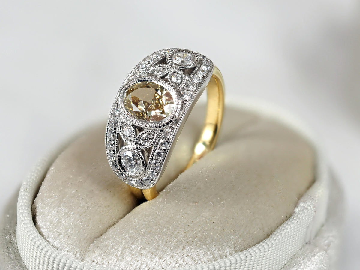 18ct Gold Natural Yellow Oval Diamond Ring, 1.15 carat centre.