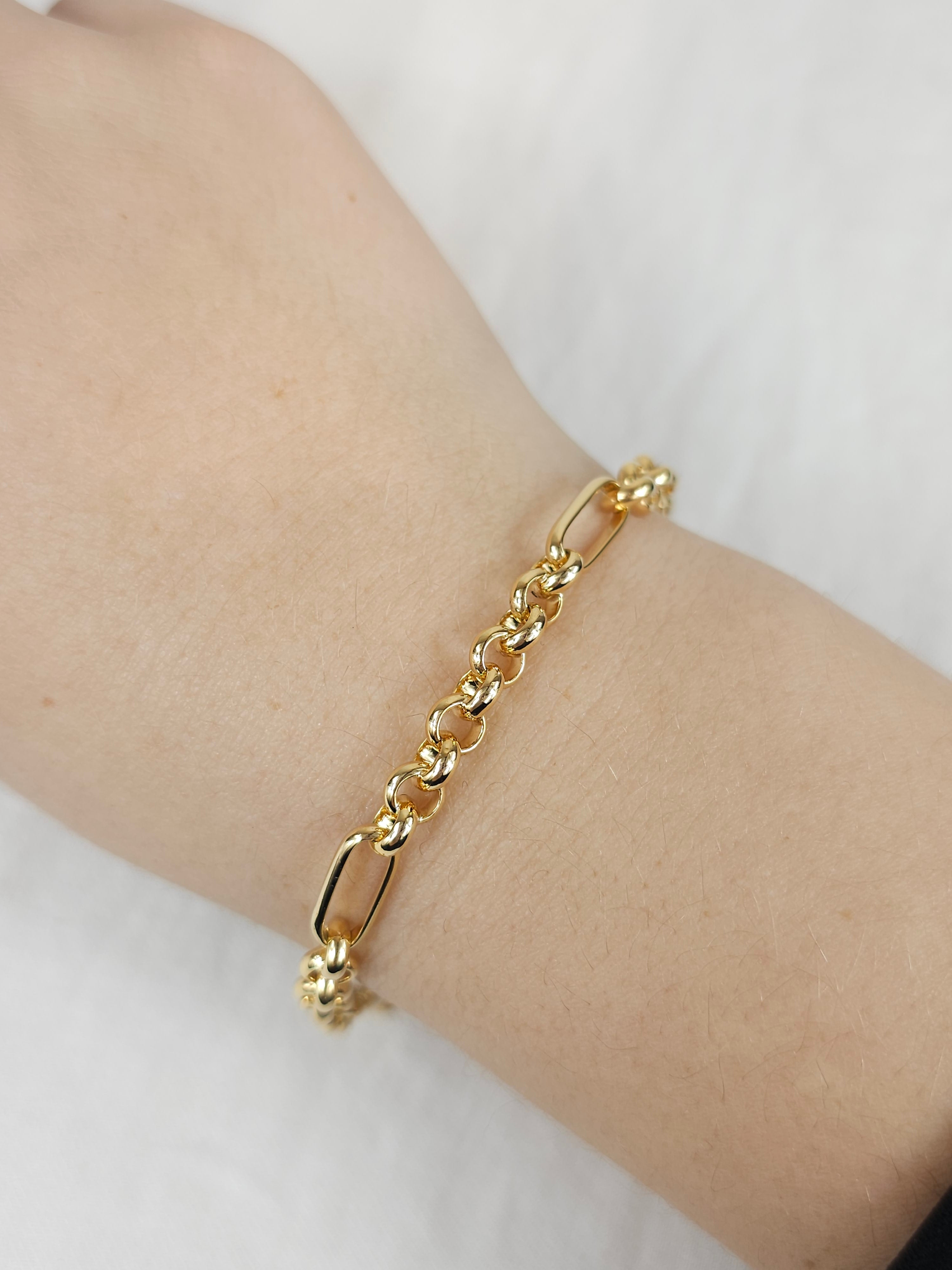 9ct Yellow Gold Silver filled 9 to 1 belcher bracelet, 19cm