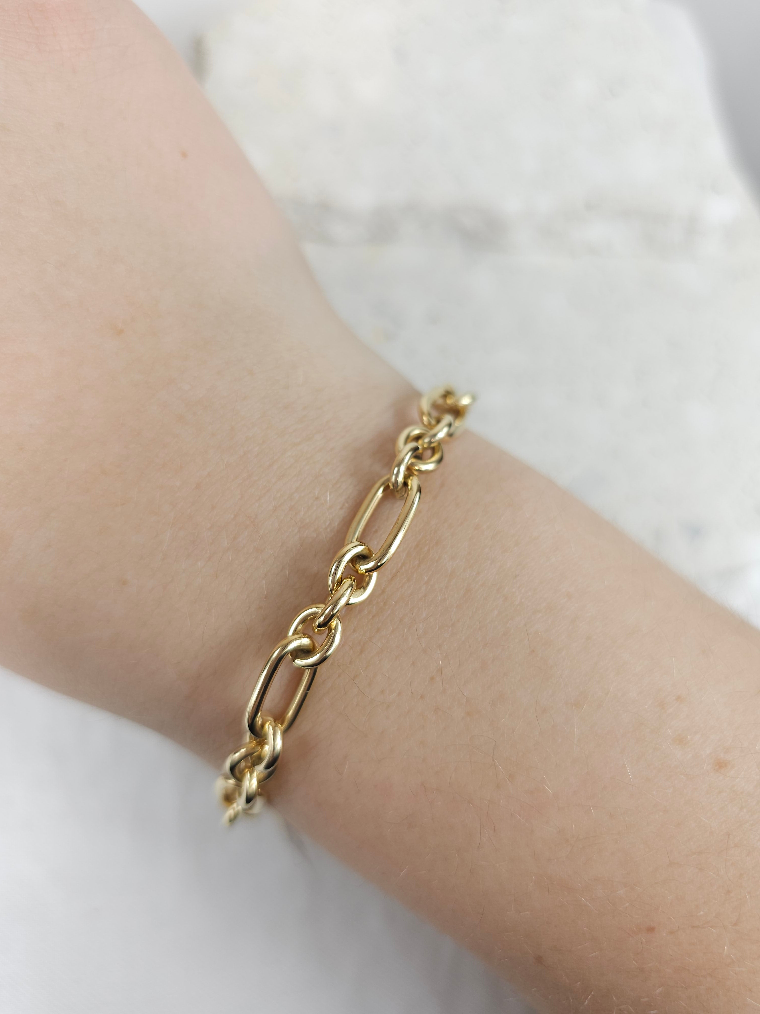 9ct Yellow Gold Silver filled 3 to 1 cable bracelet, 19cm