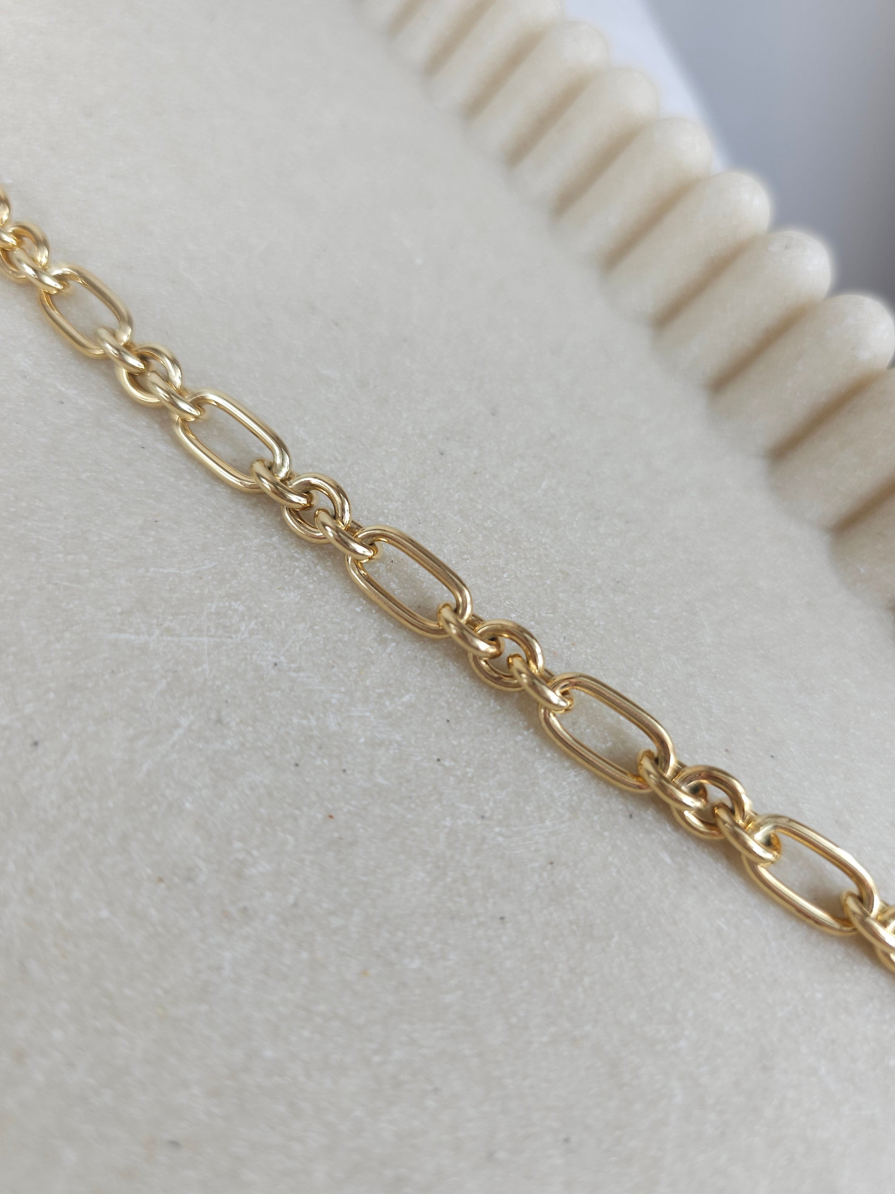 9ct Yellow Gold Silver filled 3 to 1 cable bracelet, 19cm