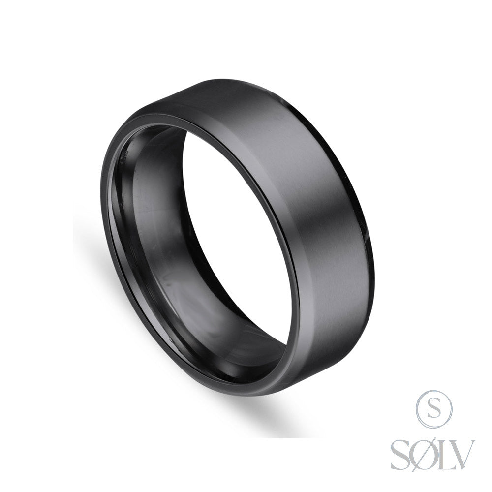 Solv Titanium IP Black Plated Ring, size 10
