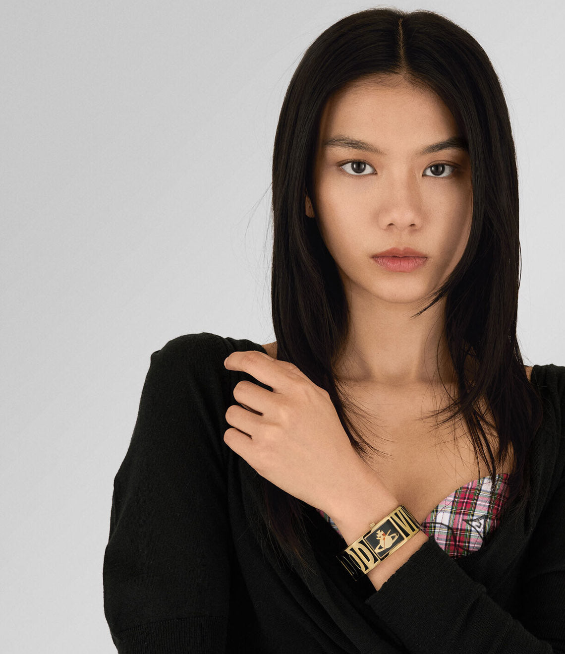 Vivienne Westwood Belvoir 25mm Black & Gold Bangle Watch - VV325BKGD