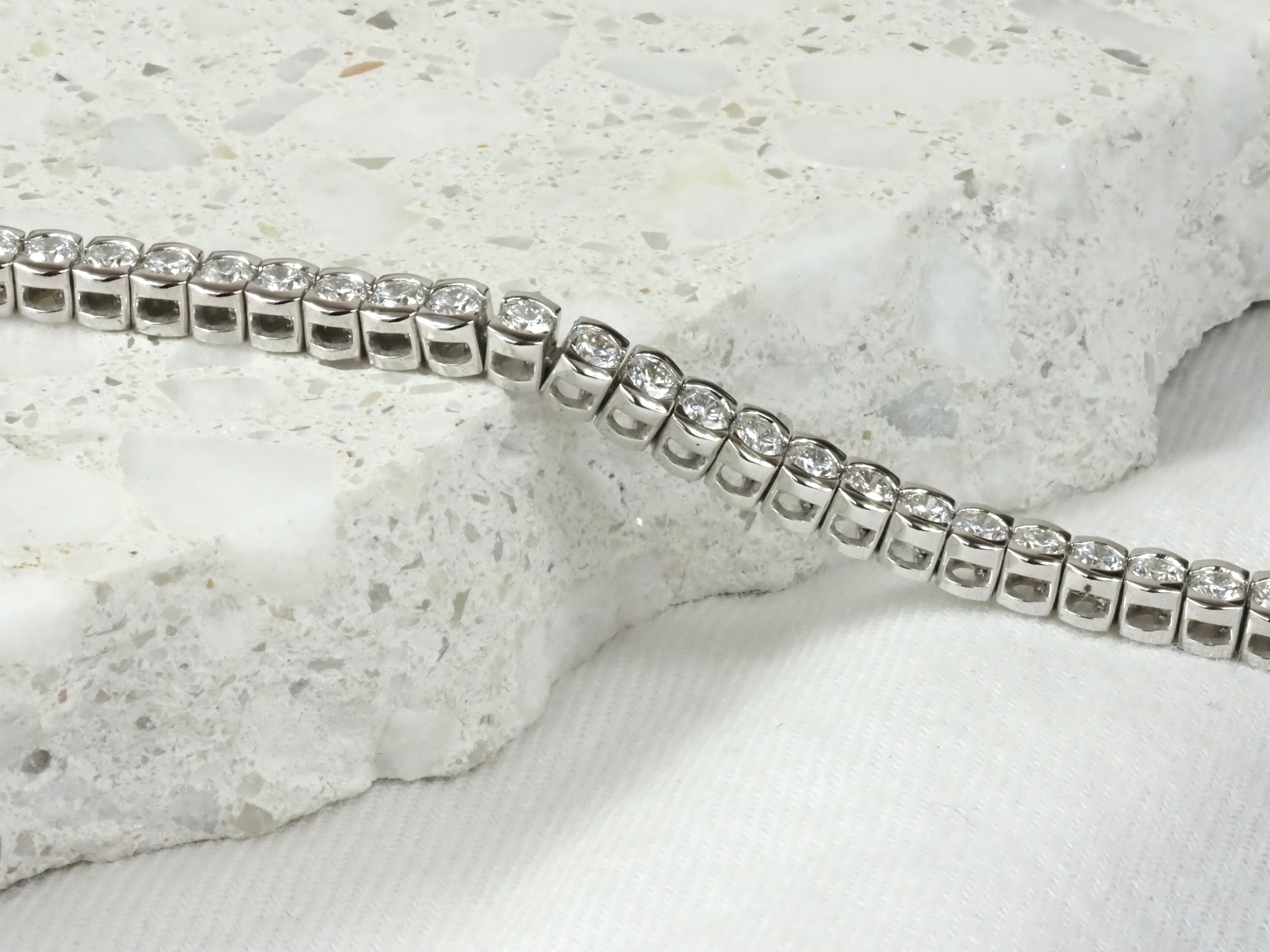 18ct White Gold Diamond Tennis Bracelet, 3.5ct Total