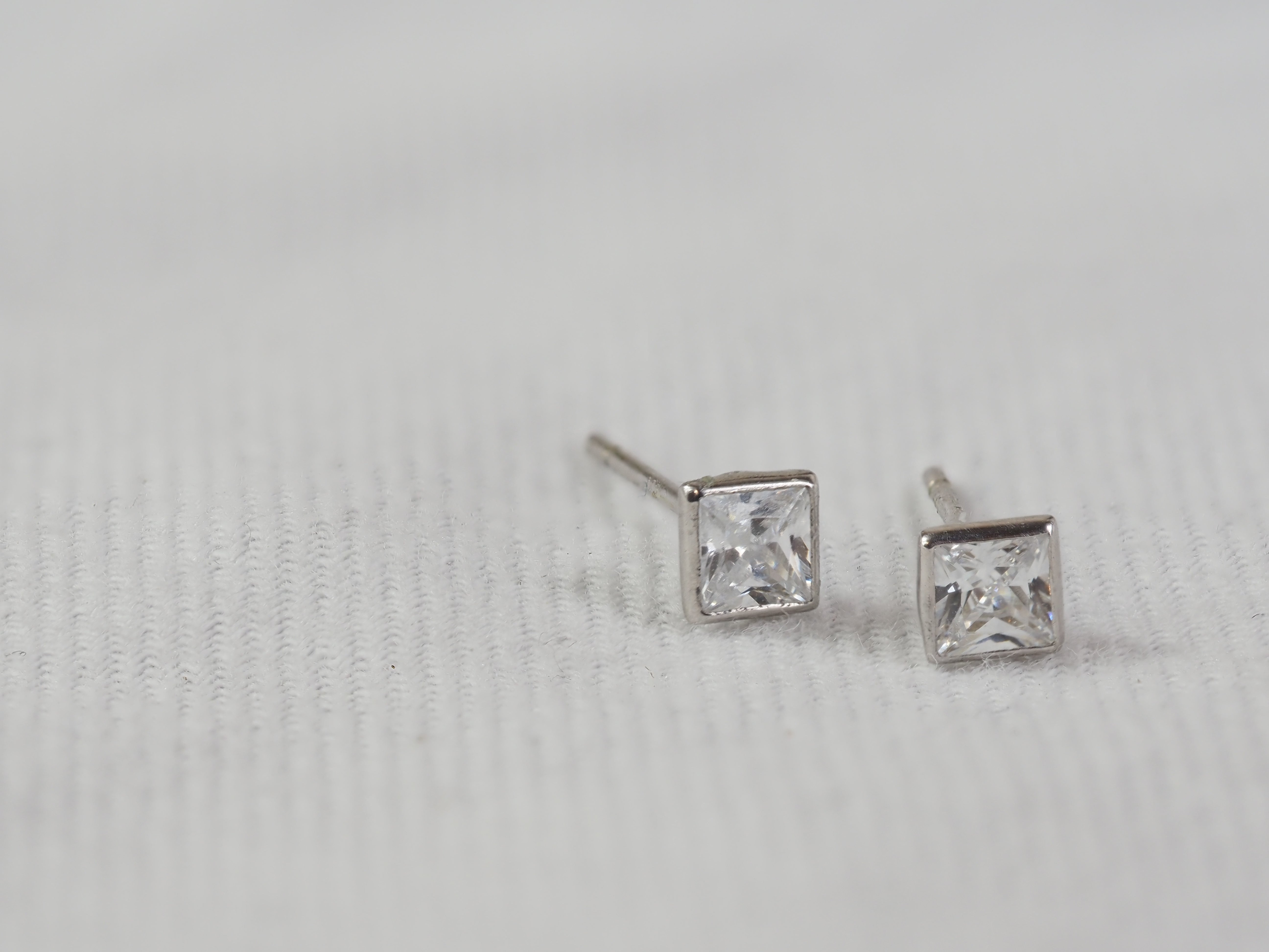 9ct White Gold Princess Cut Cubic Zirconia Stud Earrings