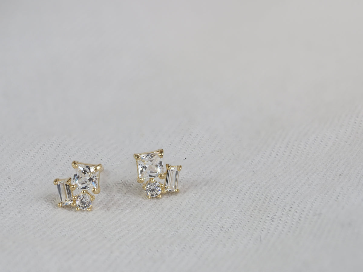 9ct Yellow Gold Scatter Stud Earrings