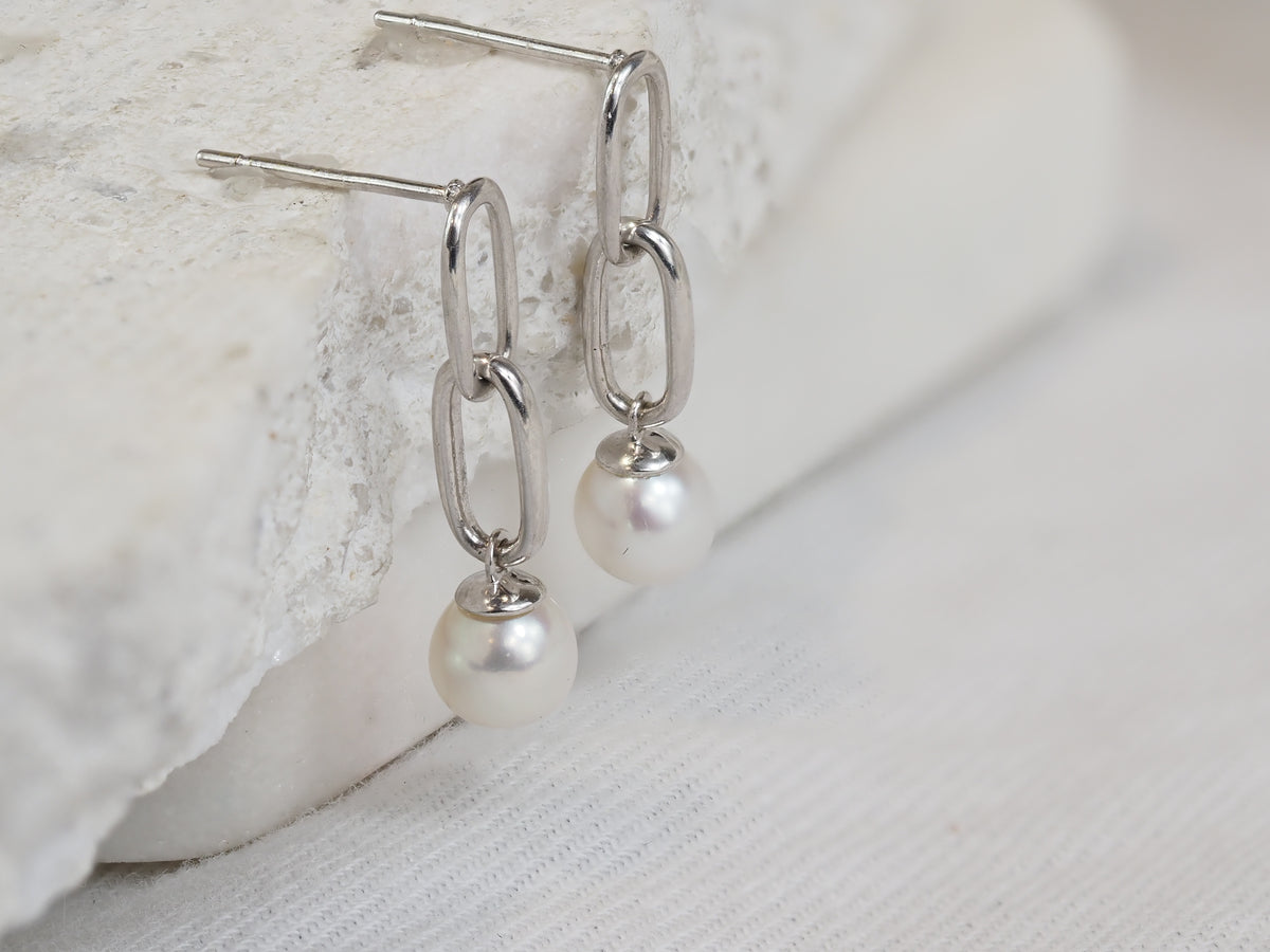 9ct White Gold Pearl Drop Earrings