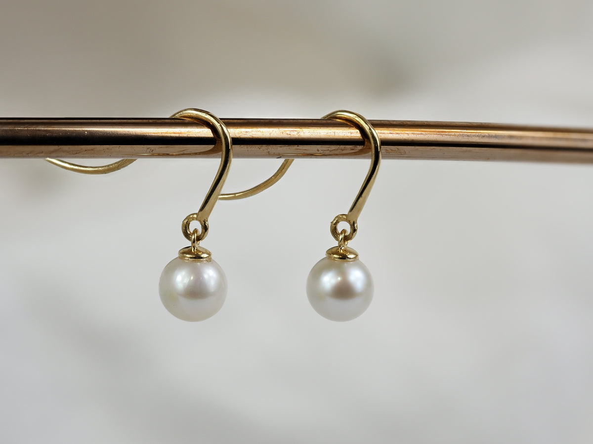9ct Yellow Gold Freshwater Pearl Hoop Earrings