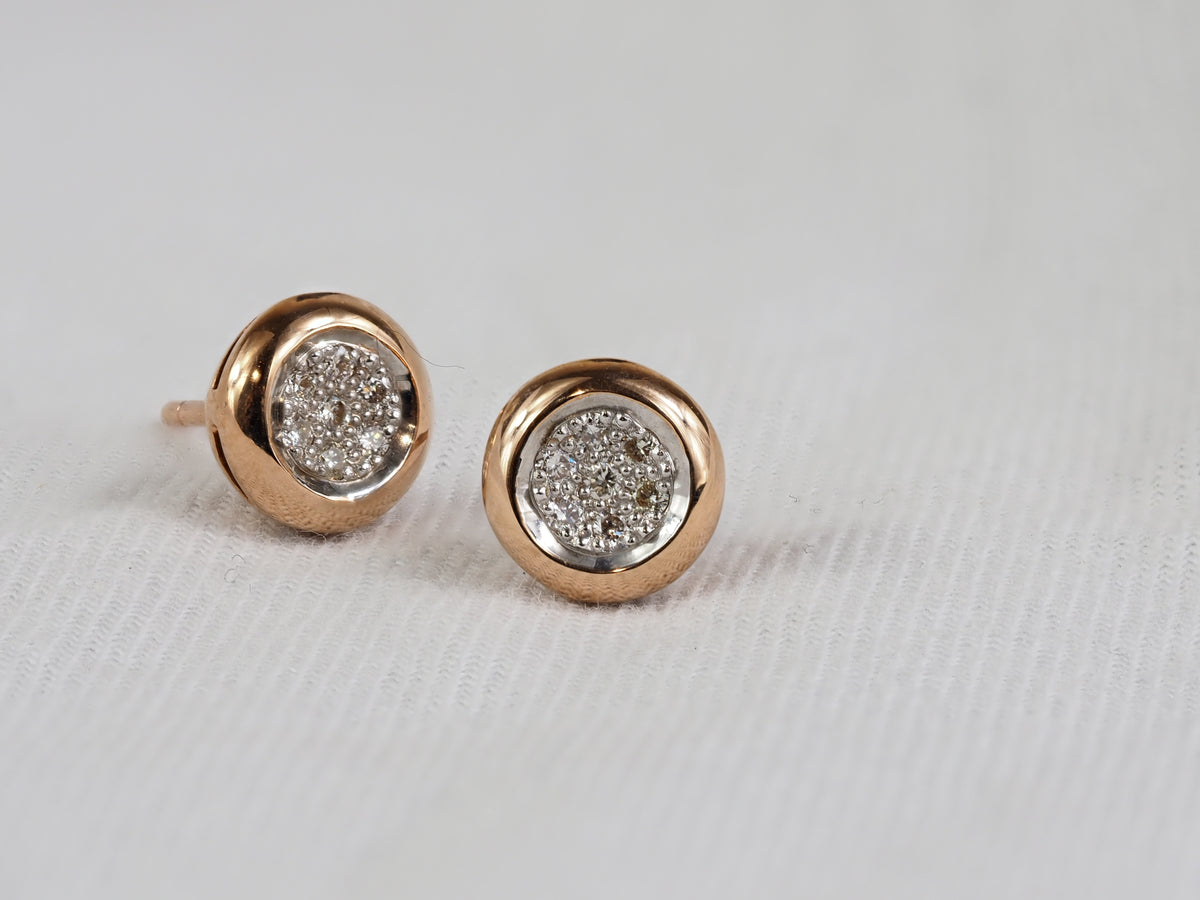 9ct Rose Gold Diamond cluster stud earrings, 0.13ct total