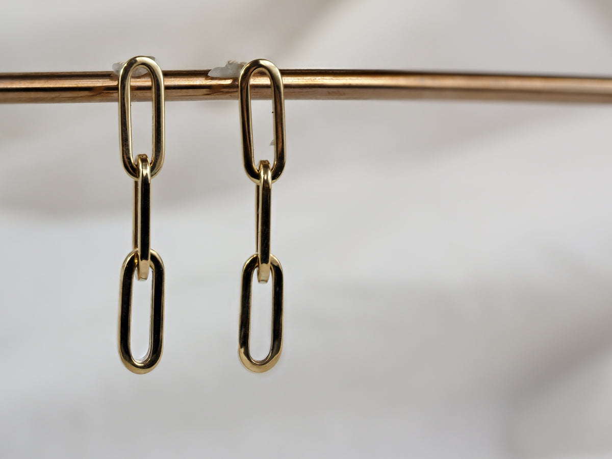 9ct Yellow Gold Paperclip Link drop stud