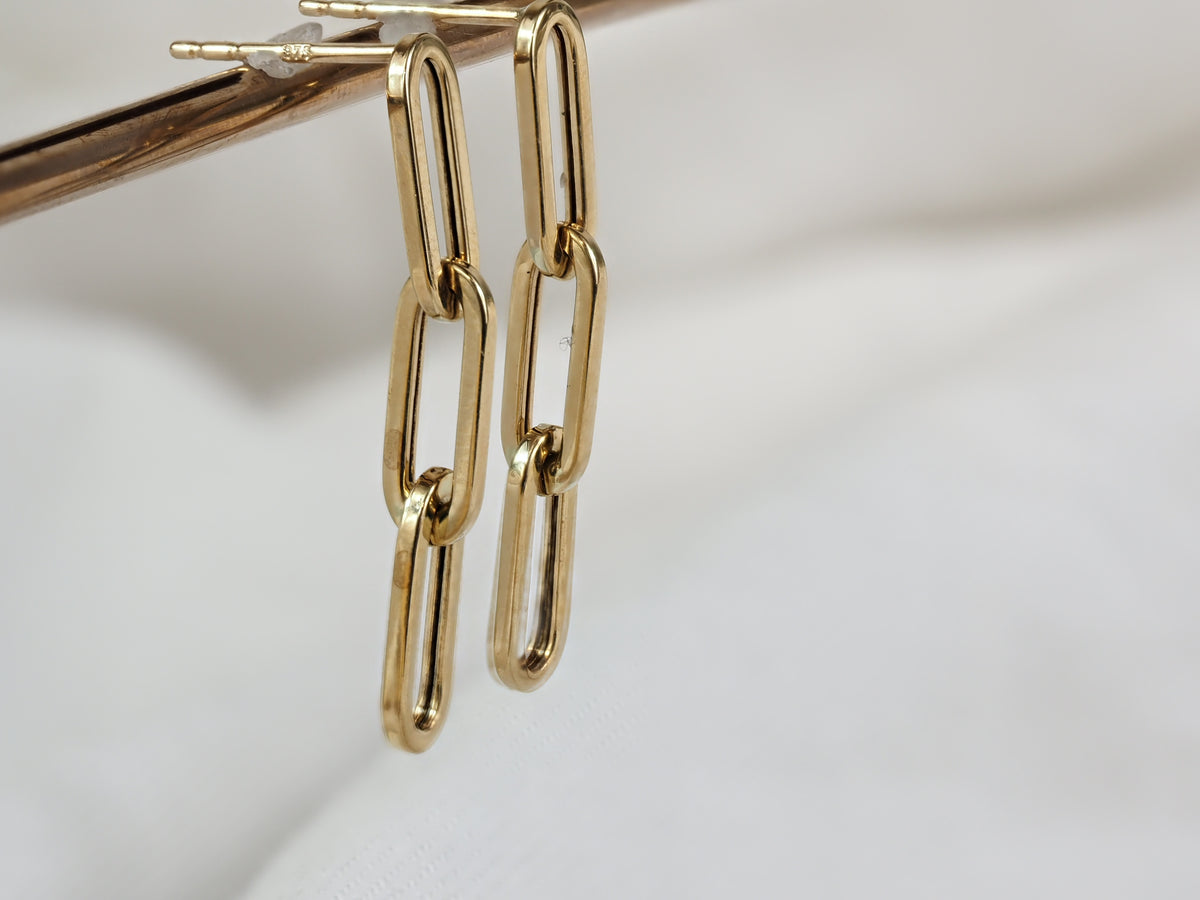 9ct Yellow Gold Paperclip Link drop stud