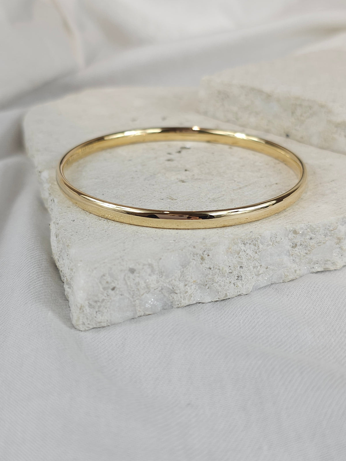 9ct Yellow Gold Silver Filled Bangle, 60mm