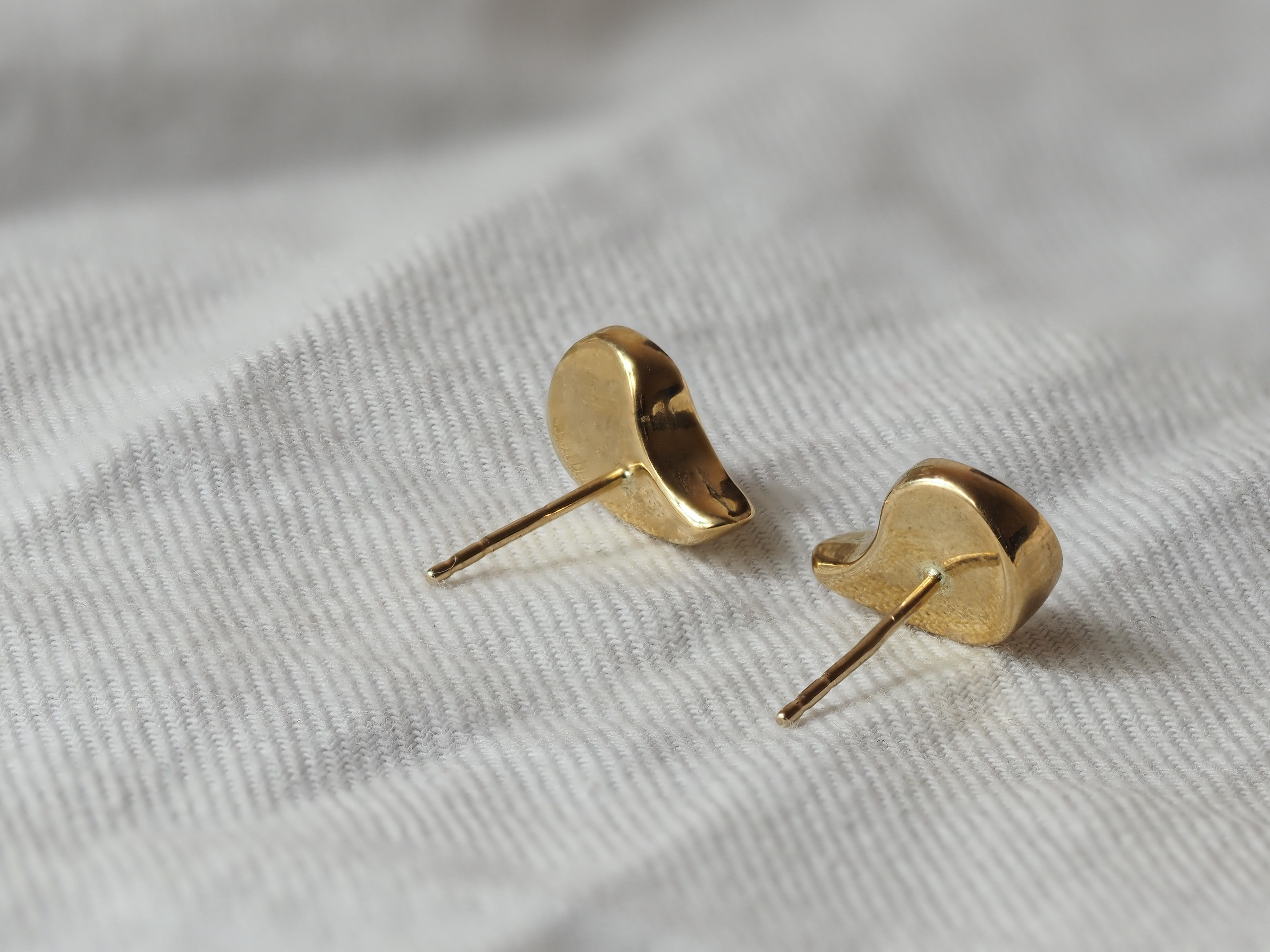 9ct Yellow Gold Tear Drop Stud Earrings