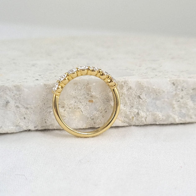 18ct Yellow Gold Oval Diamond band, 1.35ct total