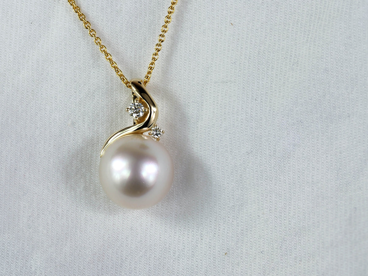 9ct Yellow Gold Diamond and South Sea Pearl Pendant
