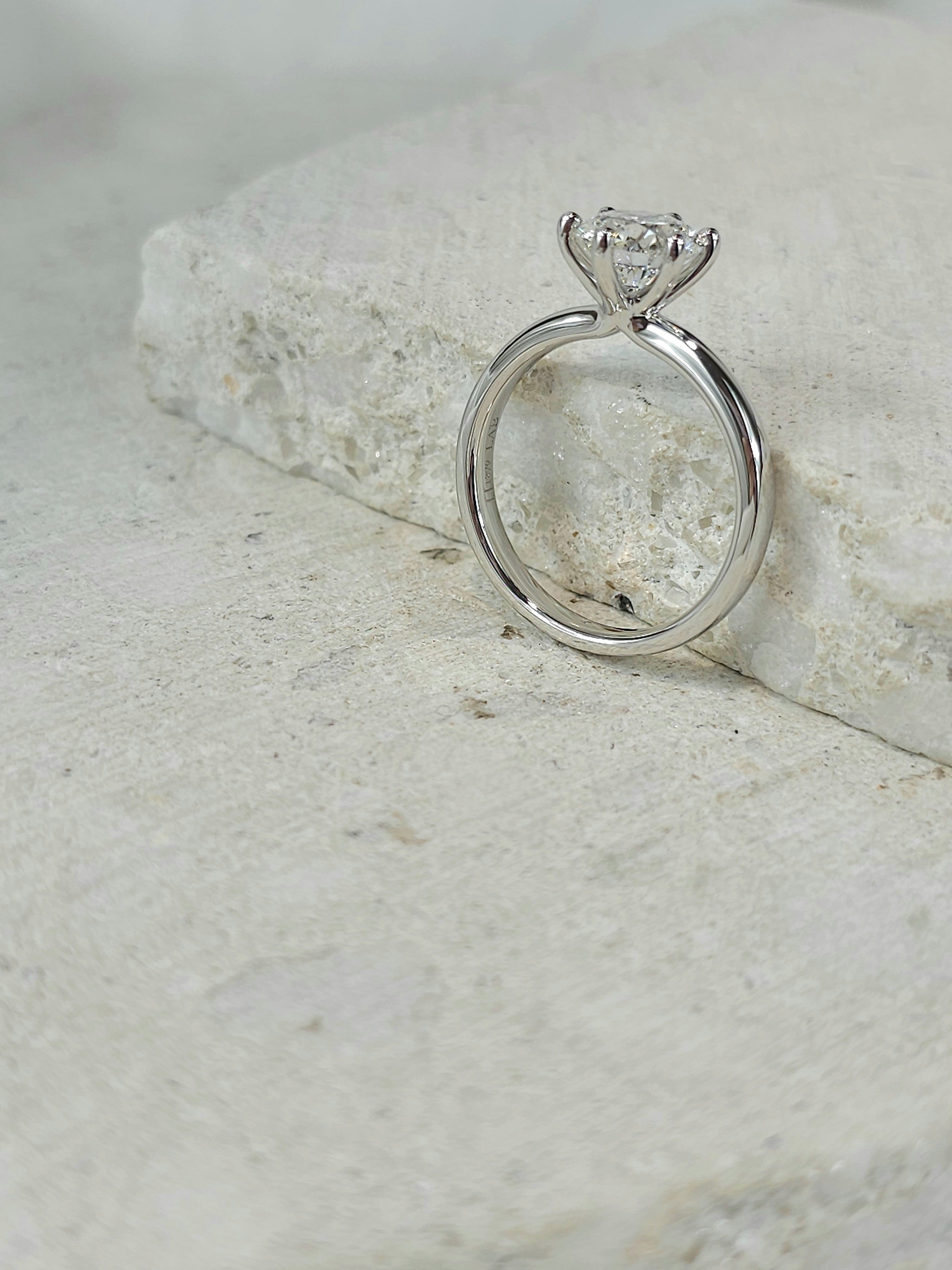 18ct White Gold Round Lab-Grown Brilliant cut Diamond Engagement ring, 1.56ct centre