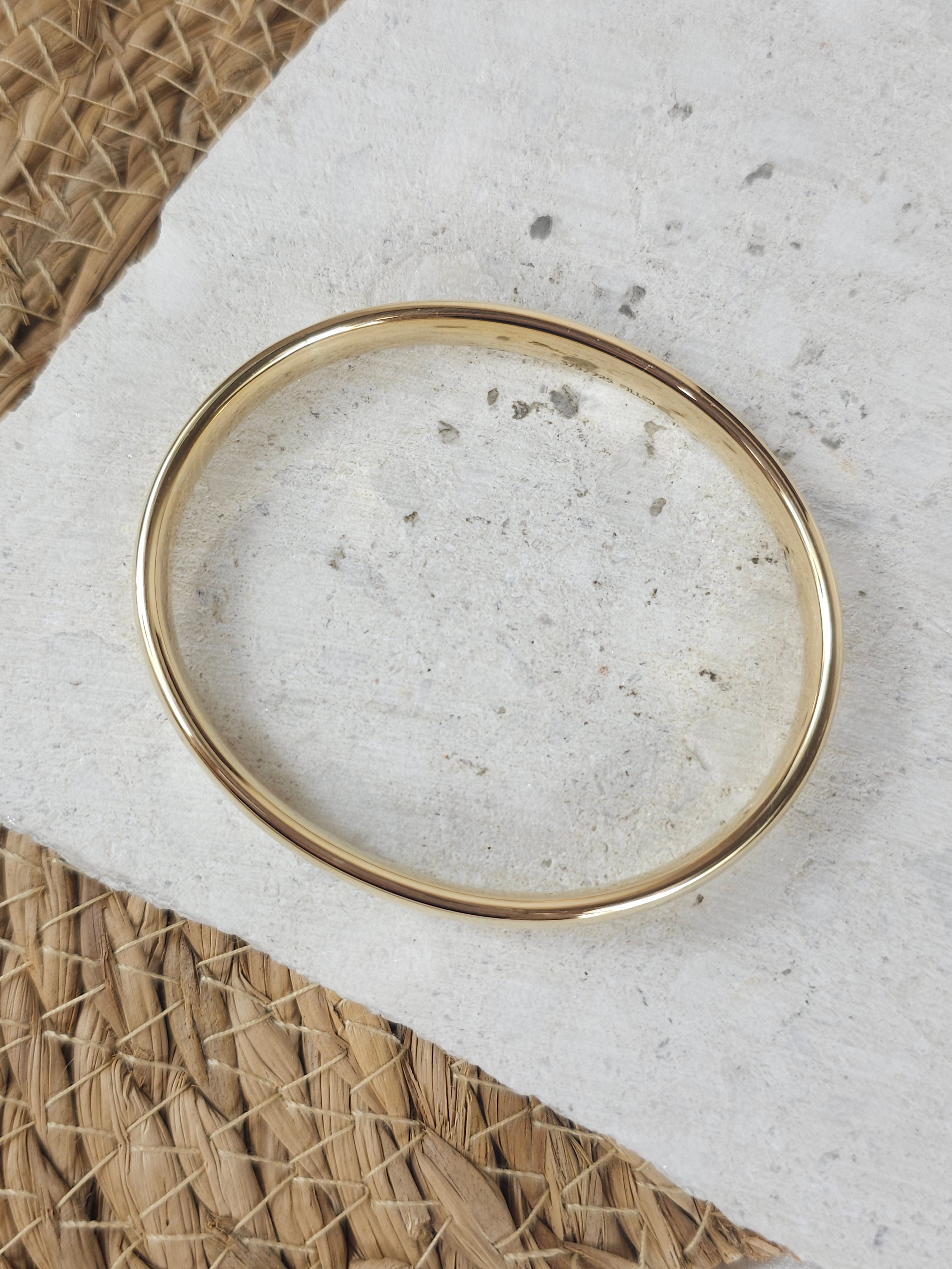 9ct Yellow Gold Silver Filled bangle, 63mm