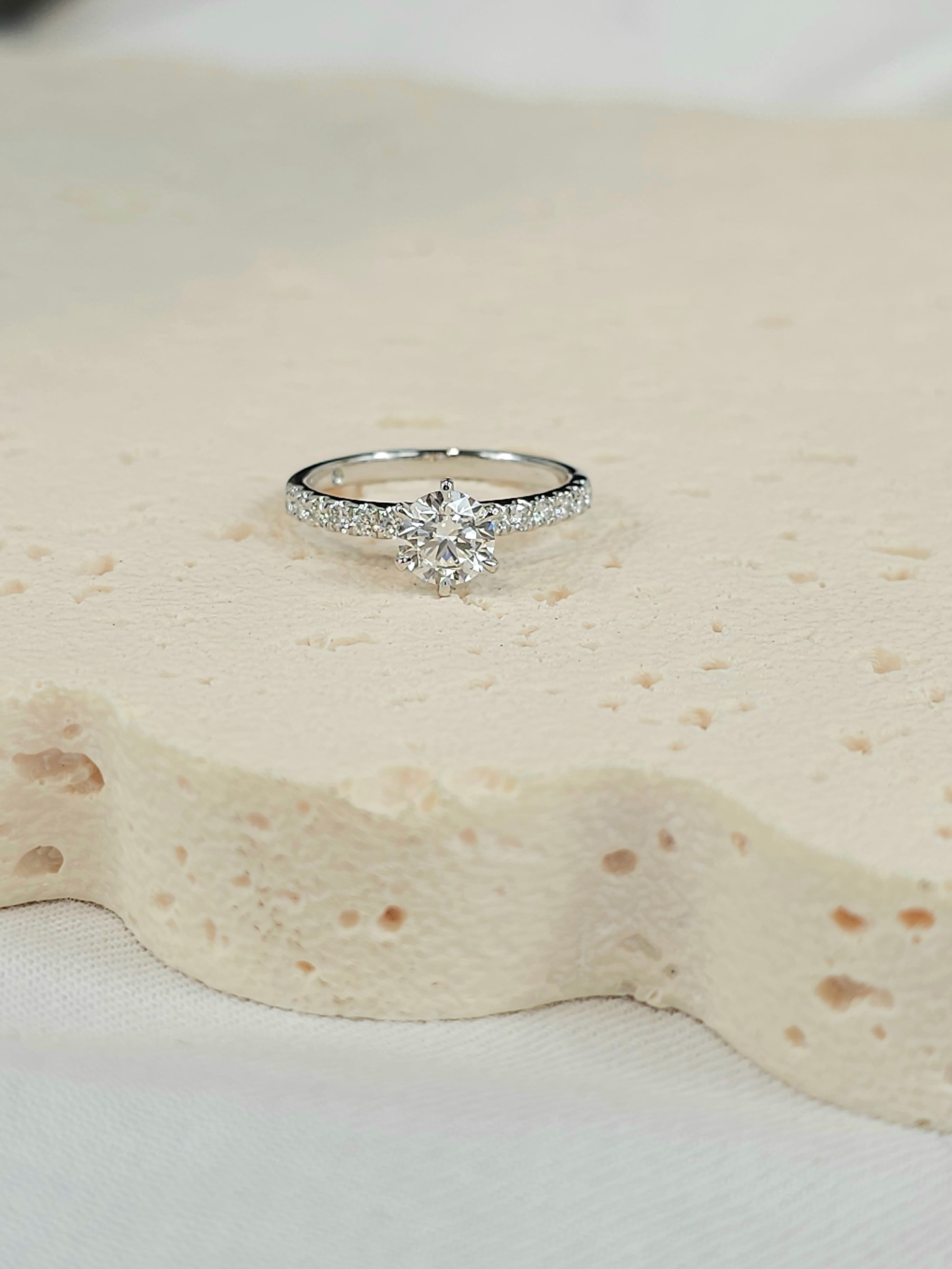 9ct White Gold Lab-Grown Round Brilliant cut Diamond Engagement Ring, 0.80ct centre