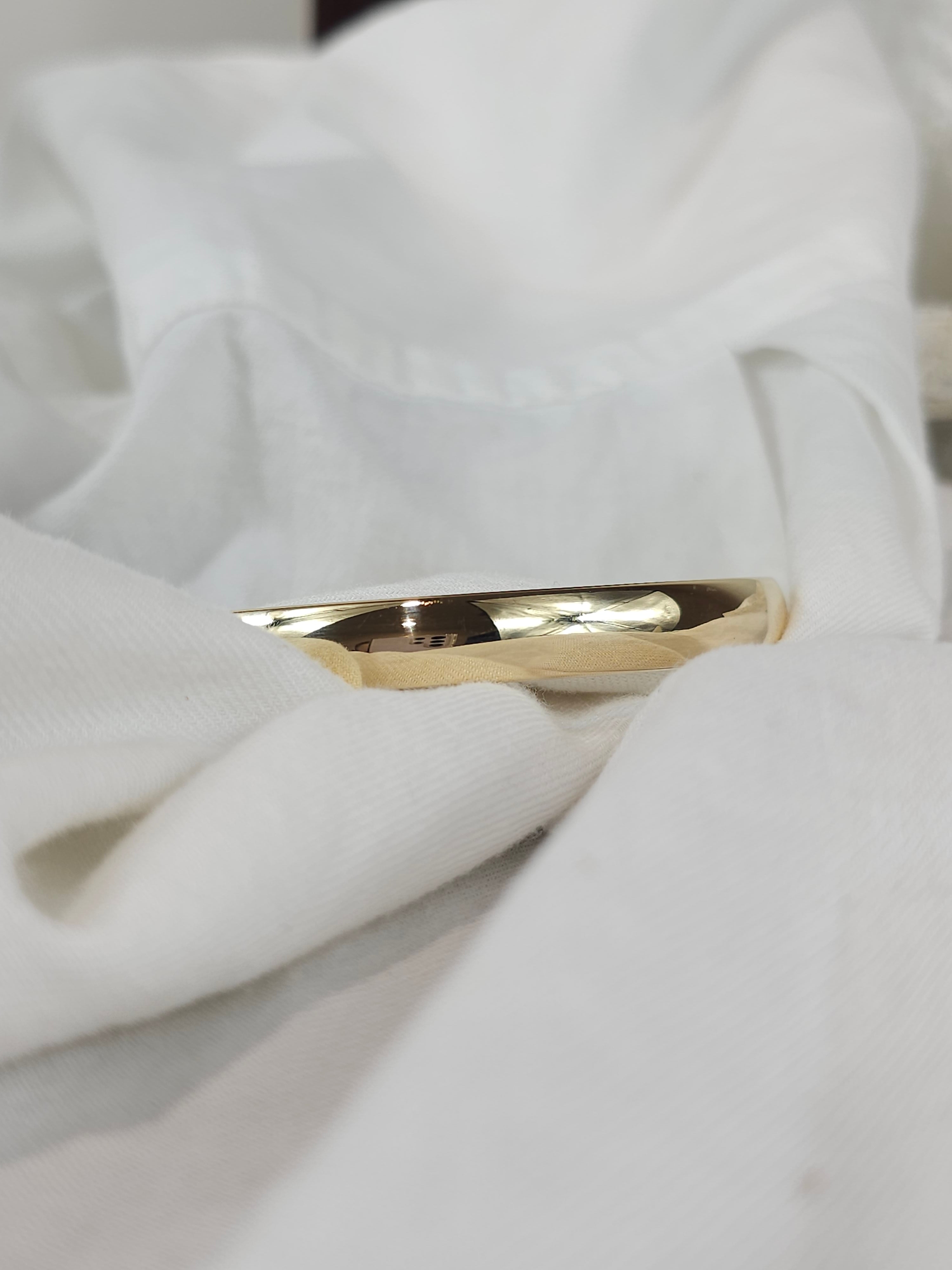 9ct Yellow Gold Silver filled bangle, 65mm