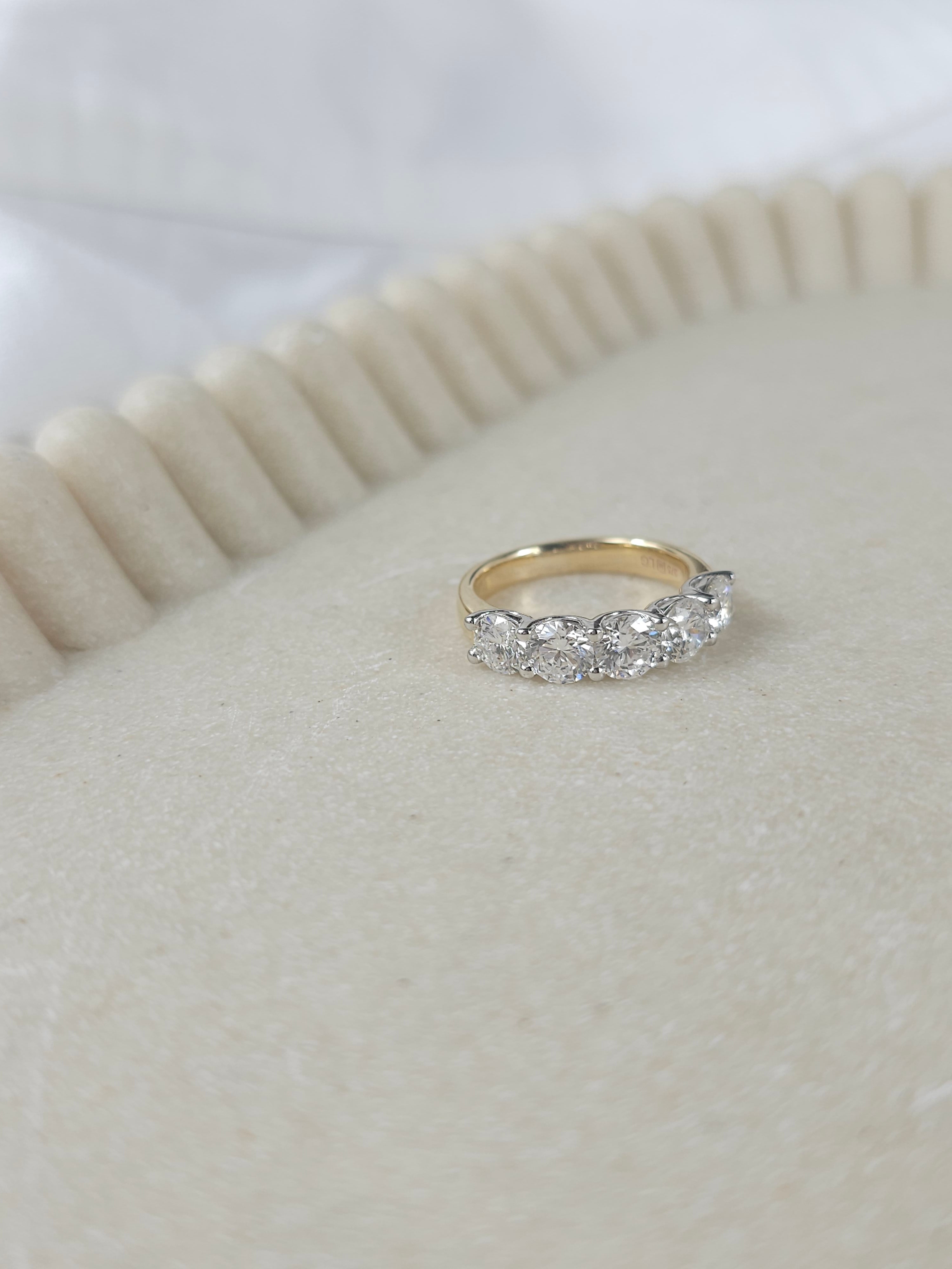 9ct Yellow and White Gold Lab Grown Diamond ring, 2.50ct total