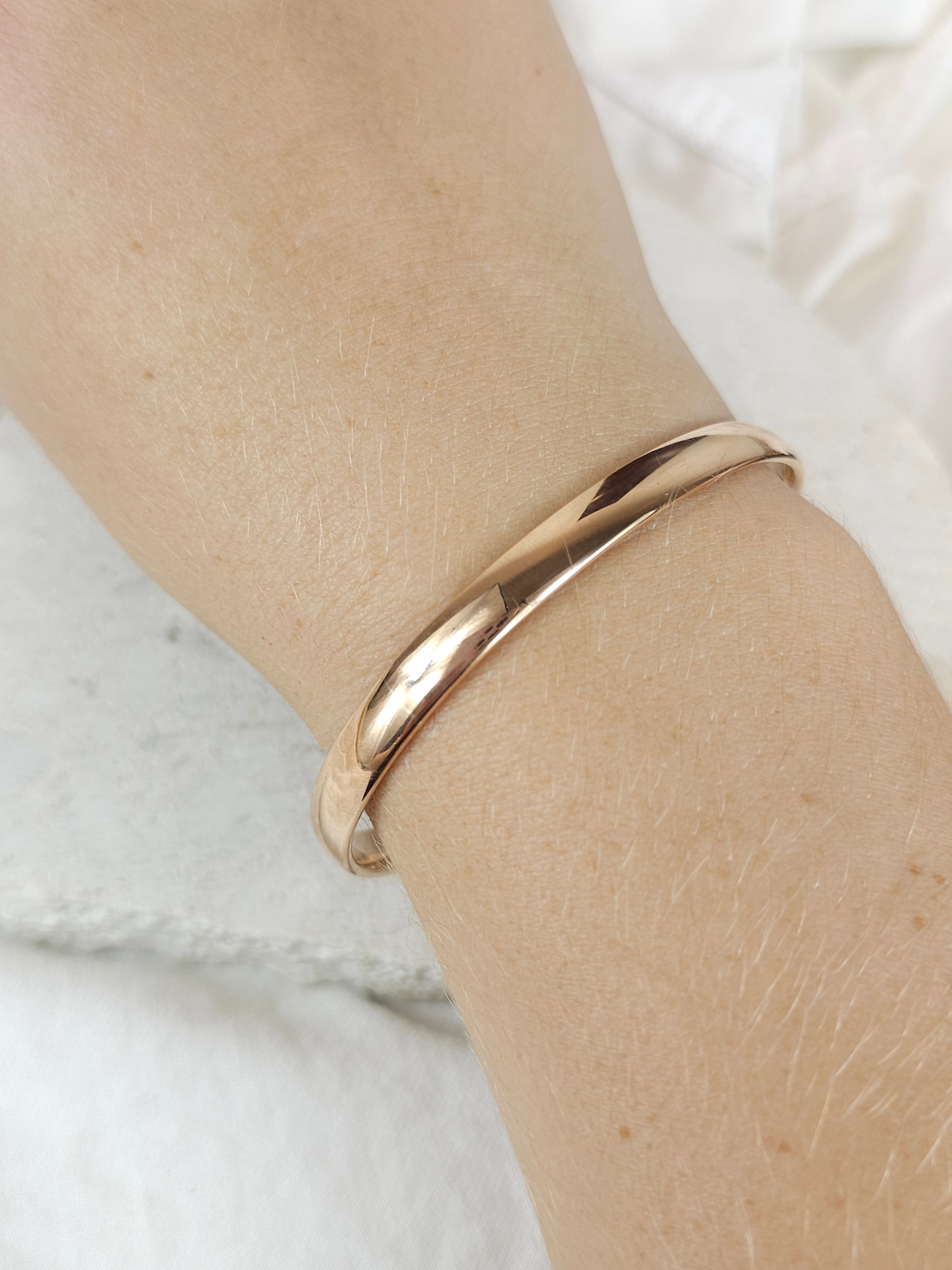 9ct Rose Gold Silver filled bangle, 63mm