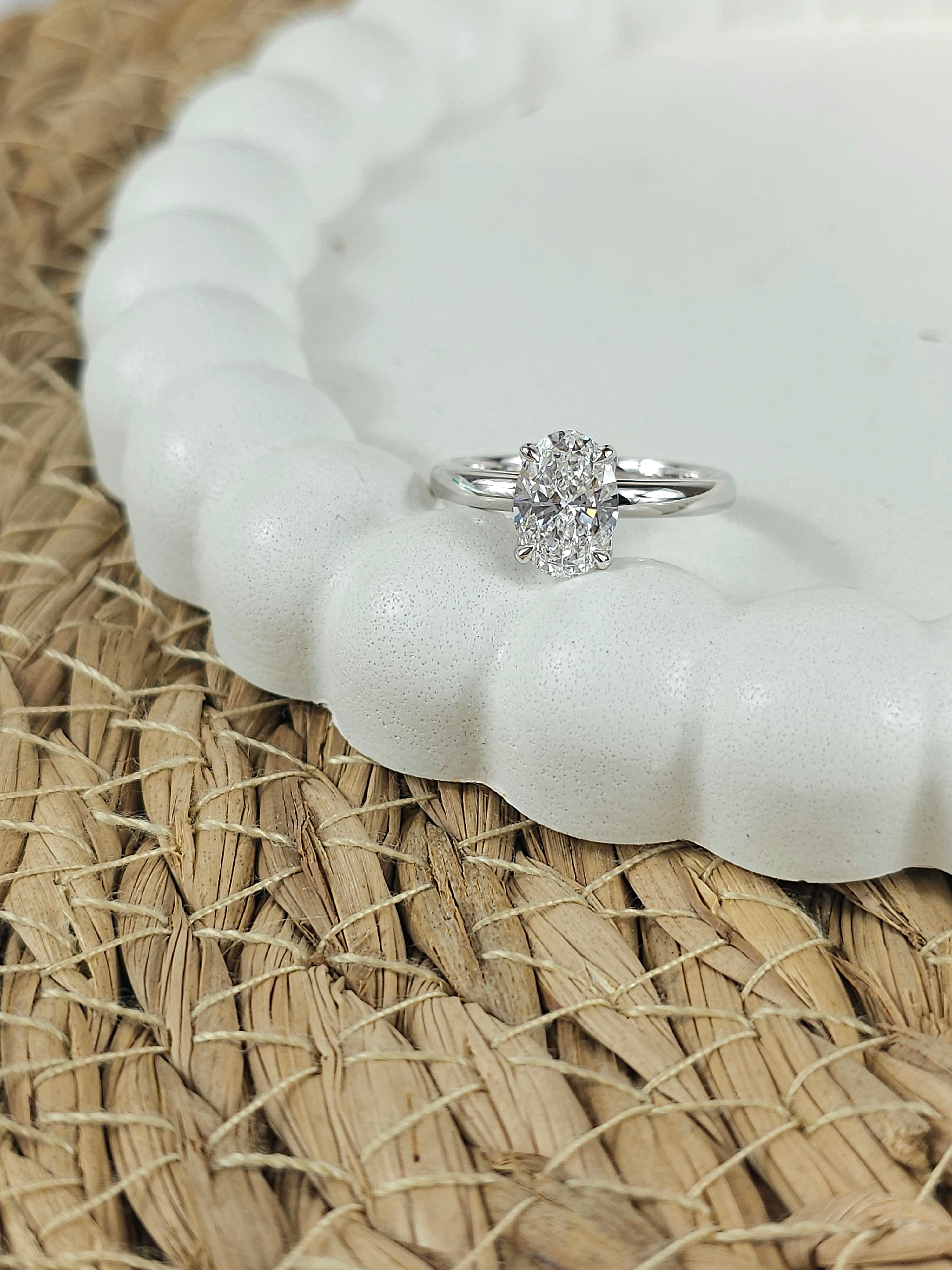 18ct White Gold Lab-Grown Oval Cut Diamond Engagement ring, 1.35ct centre