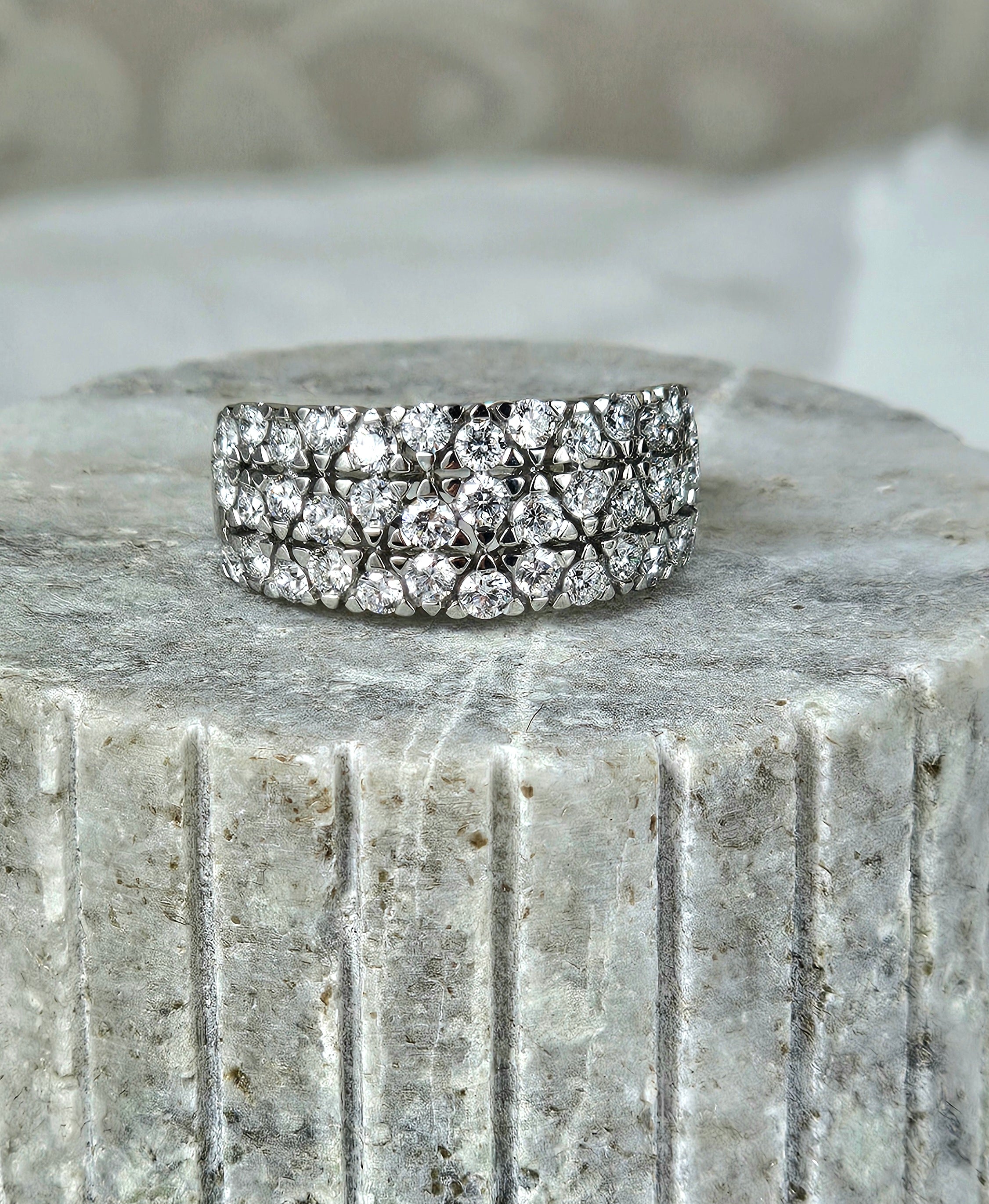 9 carat White Gold Lab-Grown diamond ring, 1.26 carats total.