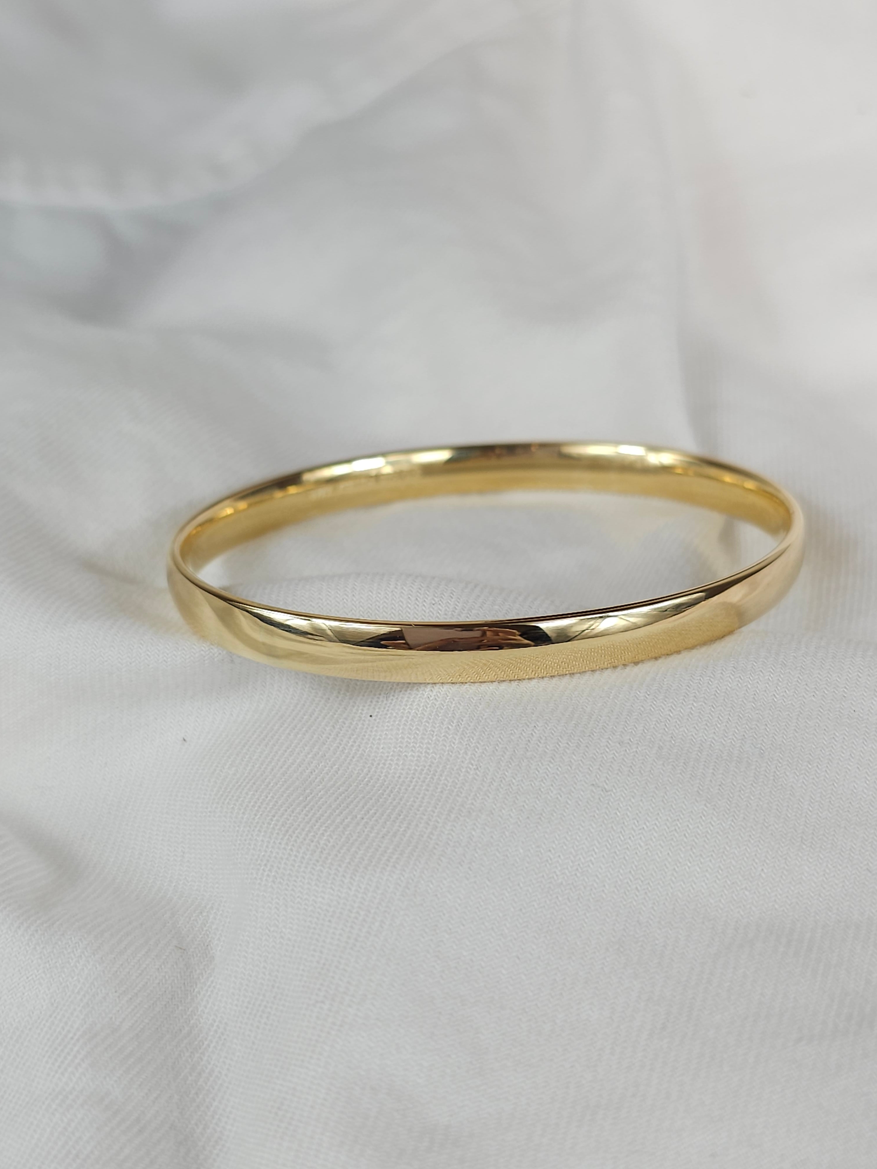 9ct Yellow Gold Silver filled bangle, 63mm