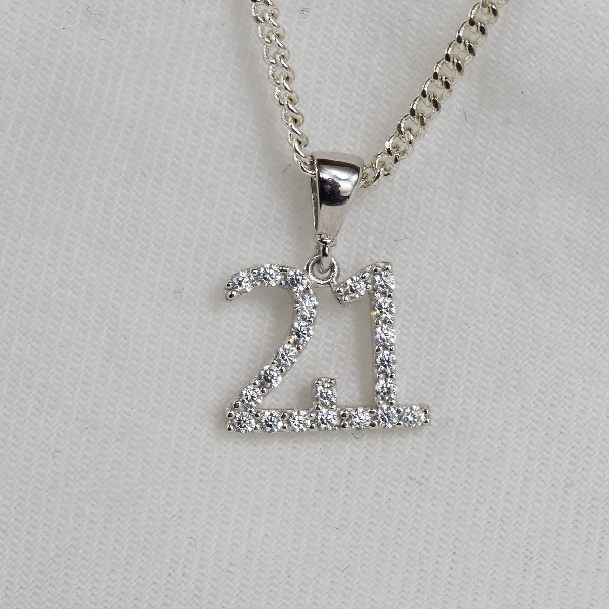 9ct White Gold Number 21 Pendant